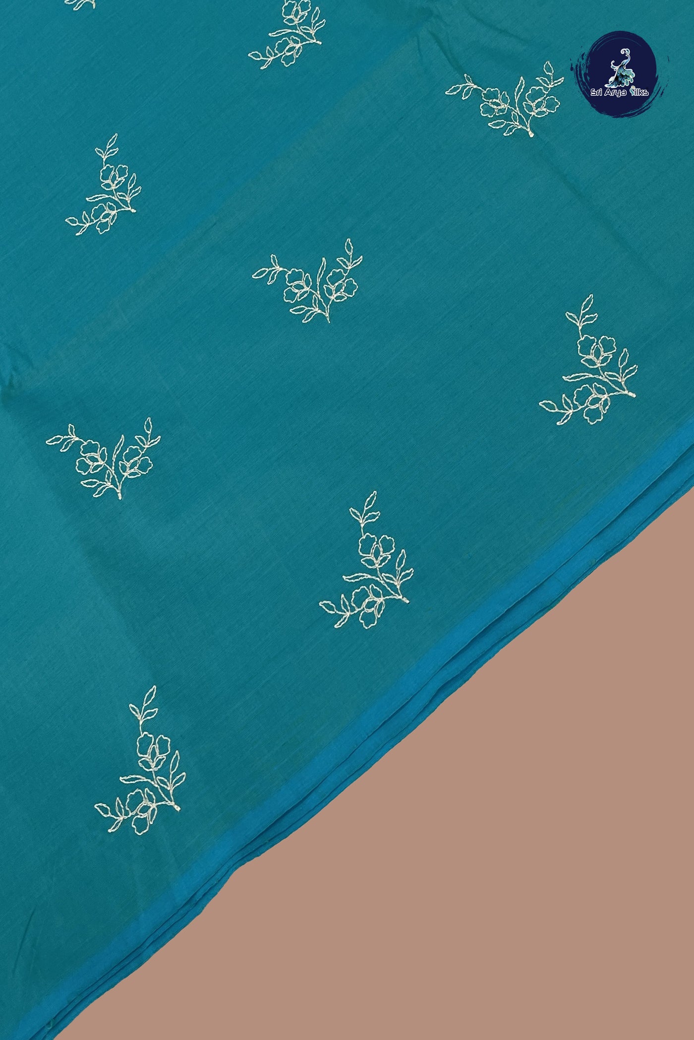 Teal Semi Silk Cotton Saree With Thread Work Pattern