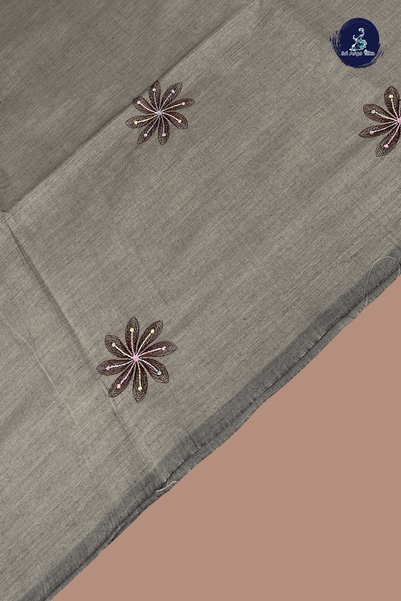 Grey Semi Silk Cotton Saree With Thread Work Pattern