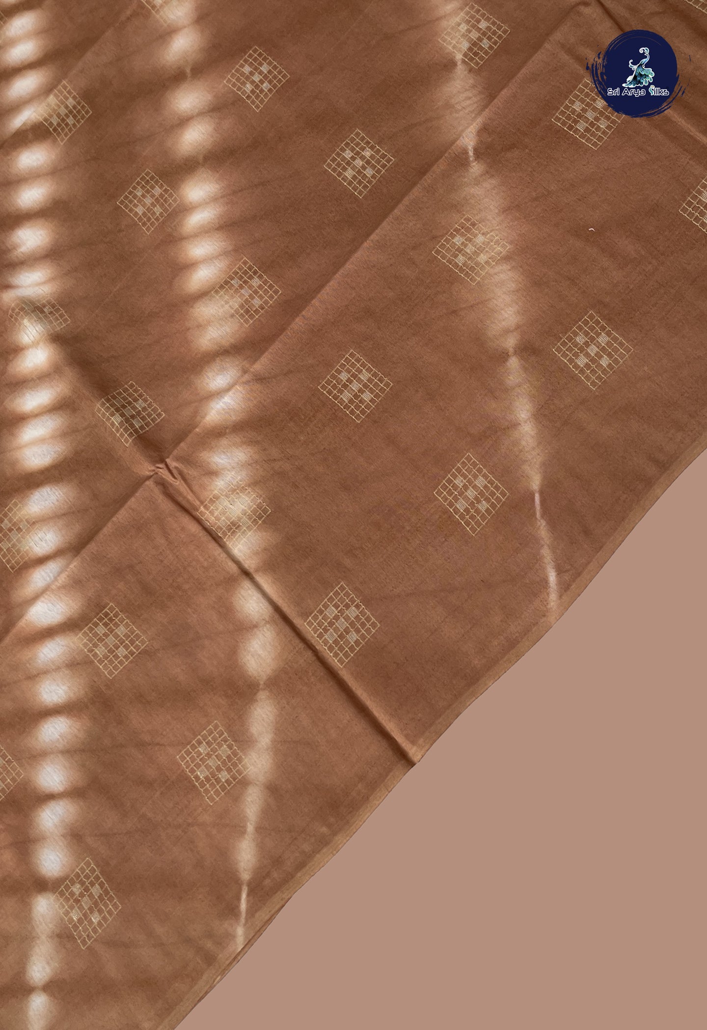 Light Brown Baswada Saree With Shibori Print Pattern