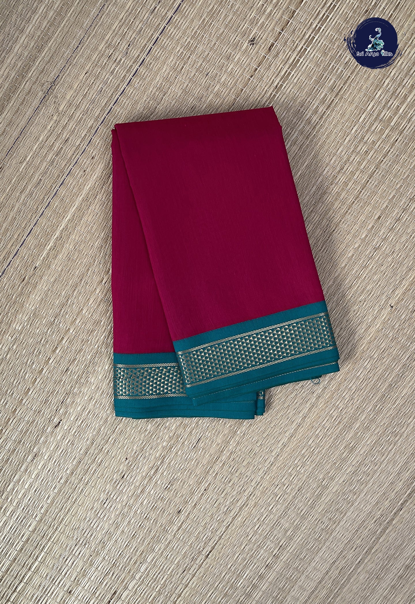 Dark Pink Semi Silk Cotton Saree With Plain Pattern