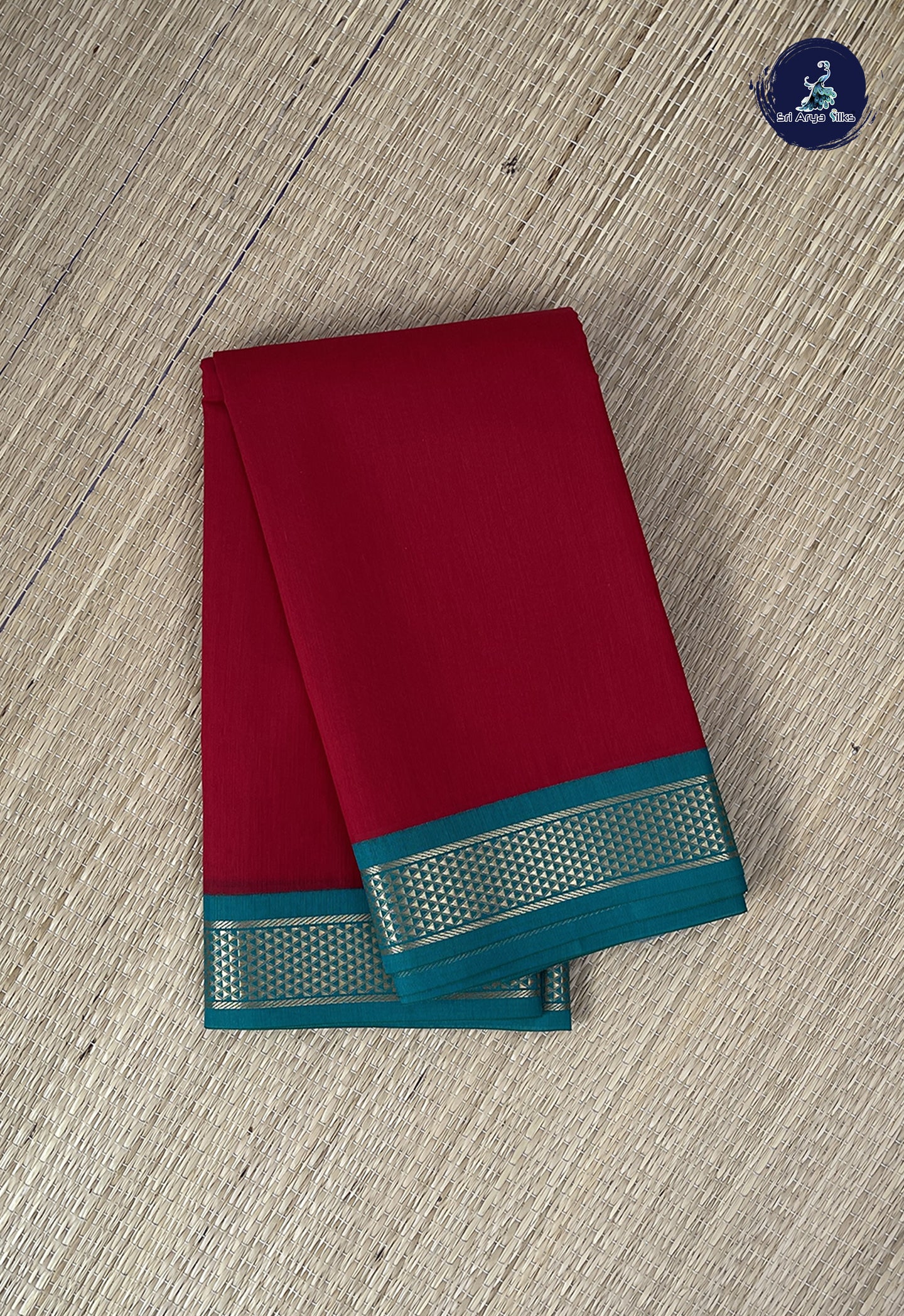 Red Semi Silk Cotton Saree With Plain Pattern