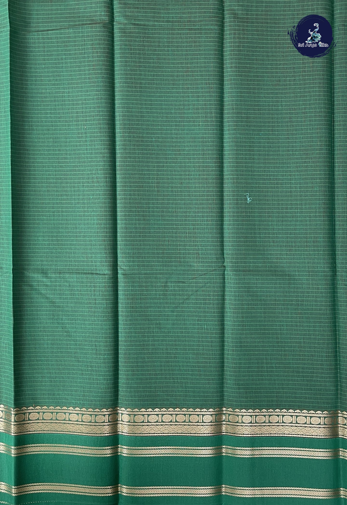 Arakku Semi Silk Cotton Saree With Checked Pattern