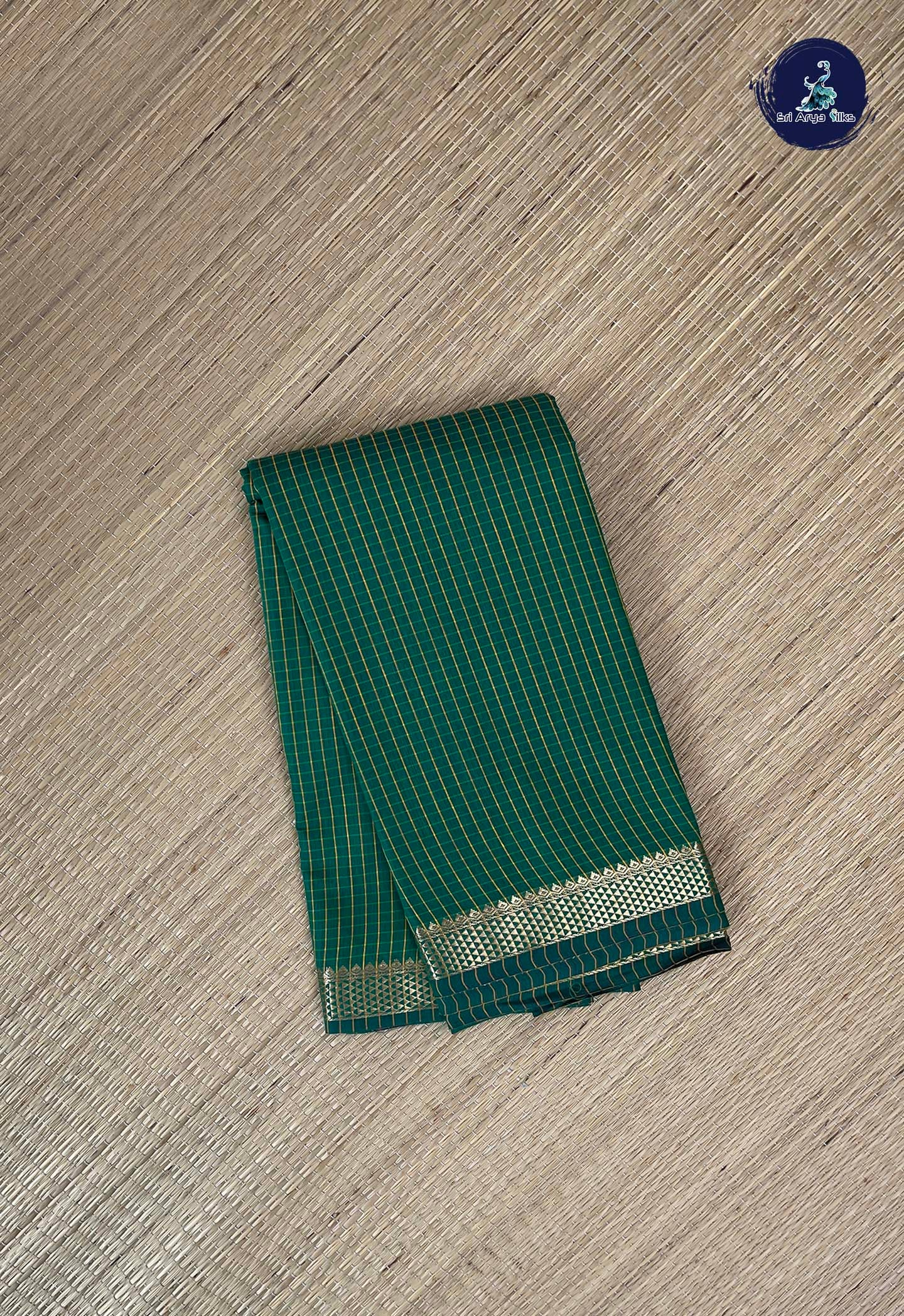 Dark Green Checked Saree With Checked Pattern