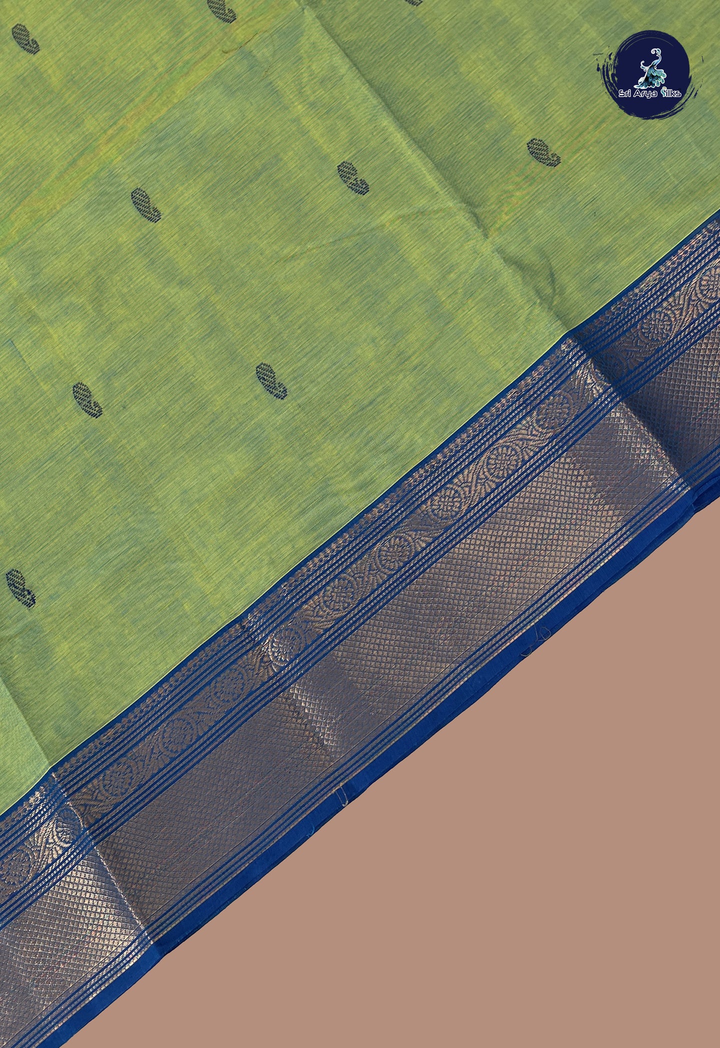 Dual Tone Green Chettinad Cotton Saree With Buttas Pattern