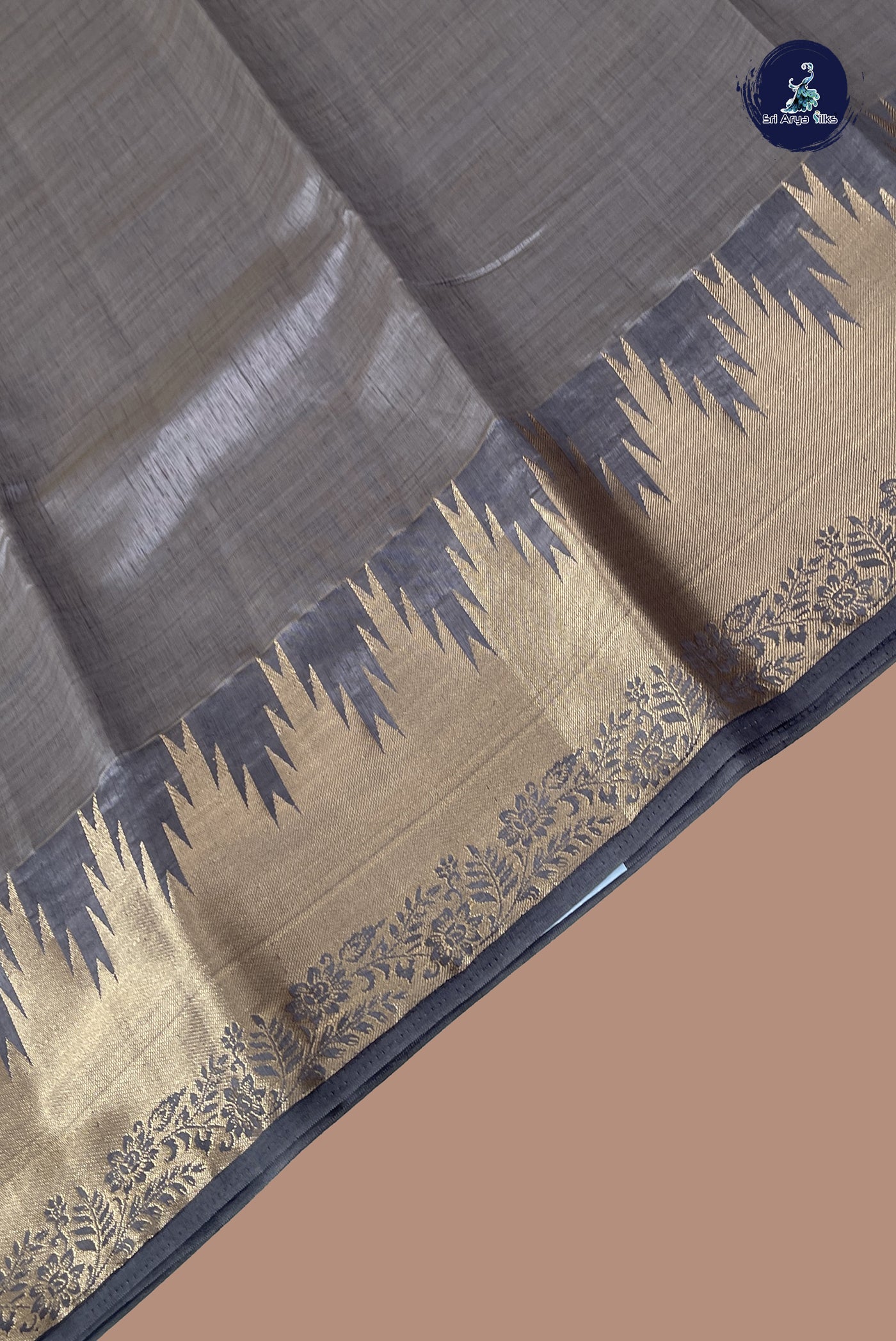 Grey Semi Tussar Saree With Plain Pattern