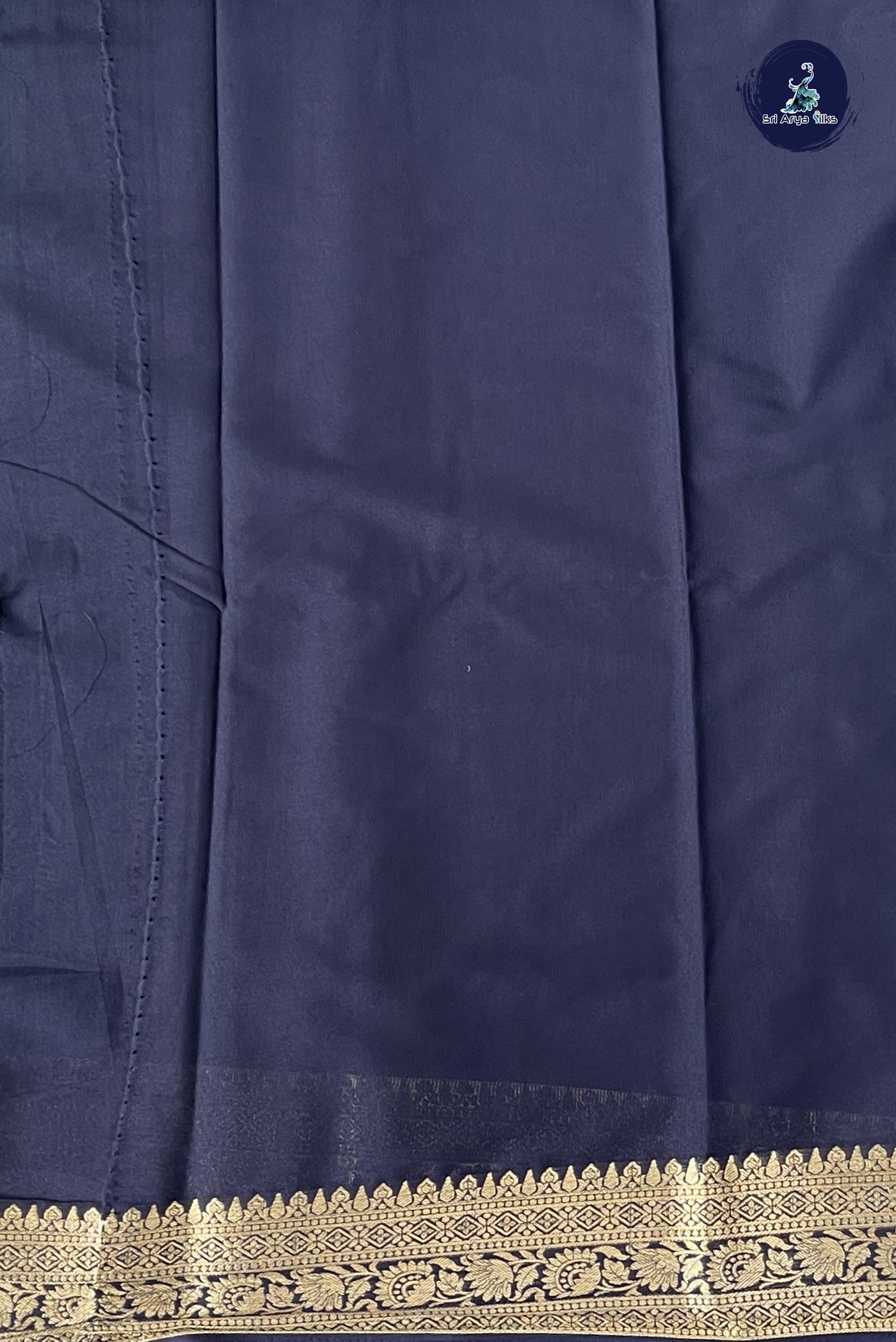Green Semi Mysore Silk With Plain Pattern