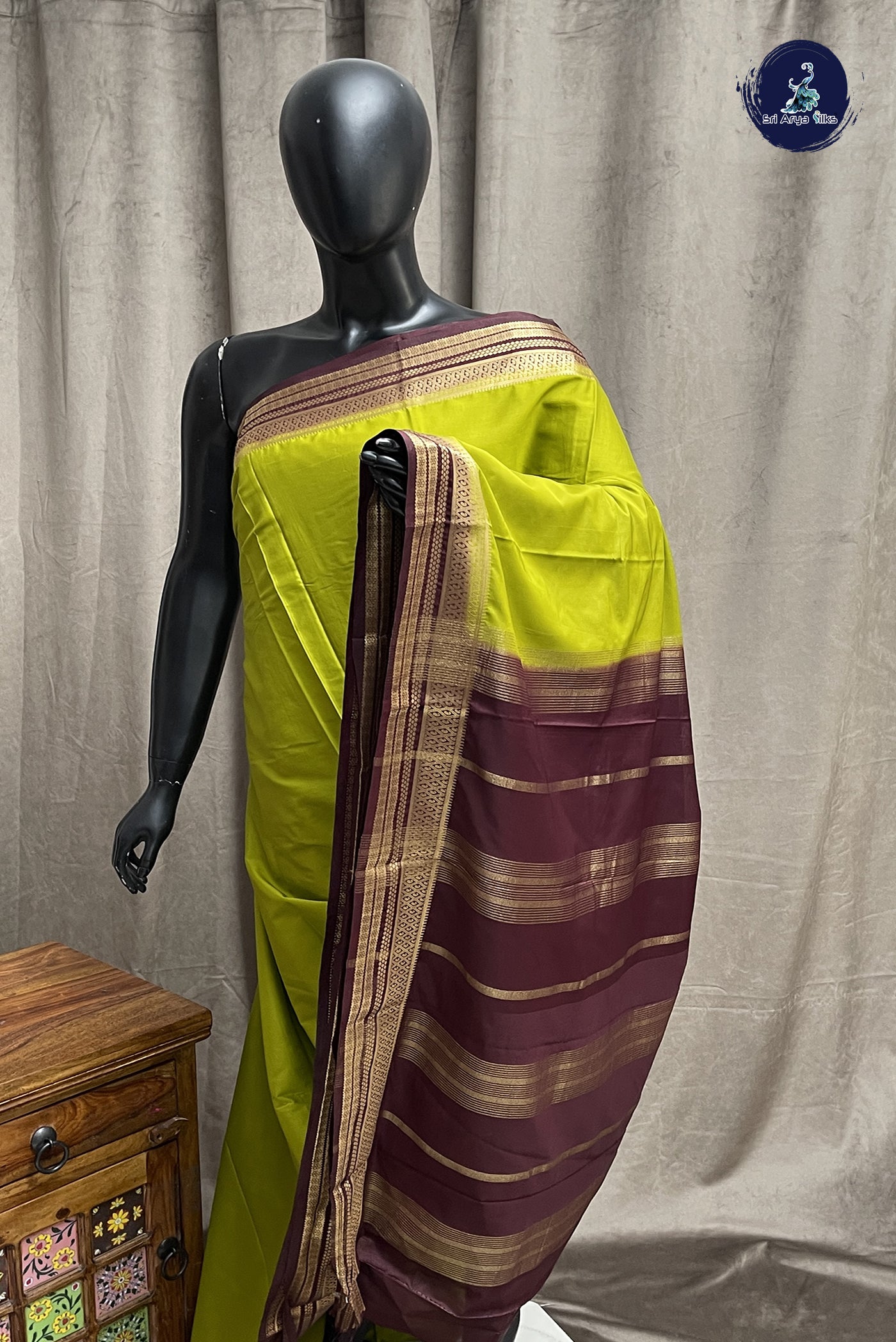 Mehendi Green Semi Mysore Silk With Plain Pattern