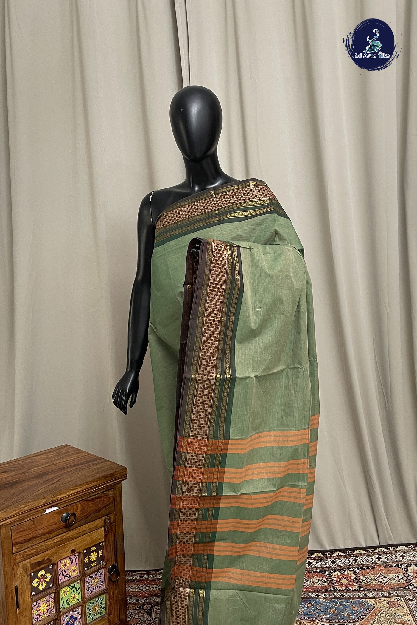 Green Chettinad Cotton Saree With Plain Pattern
