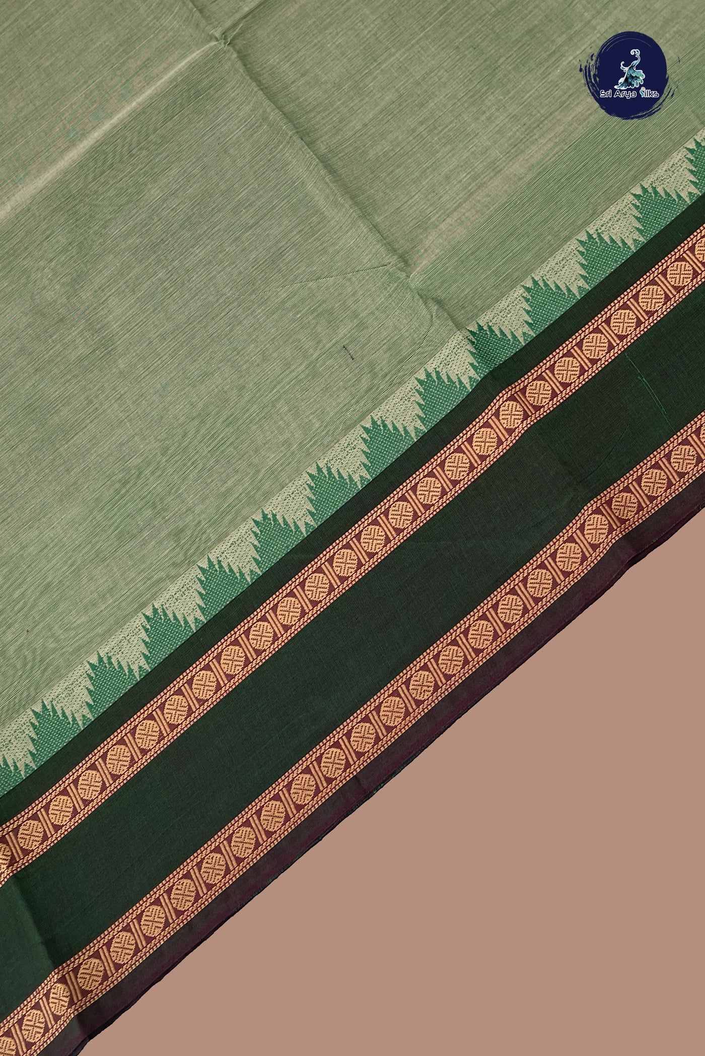 Green Chettinad Cotton Saree With Plain Pattern