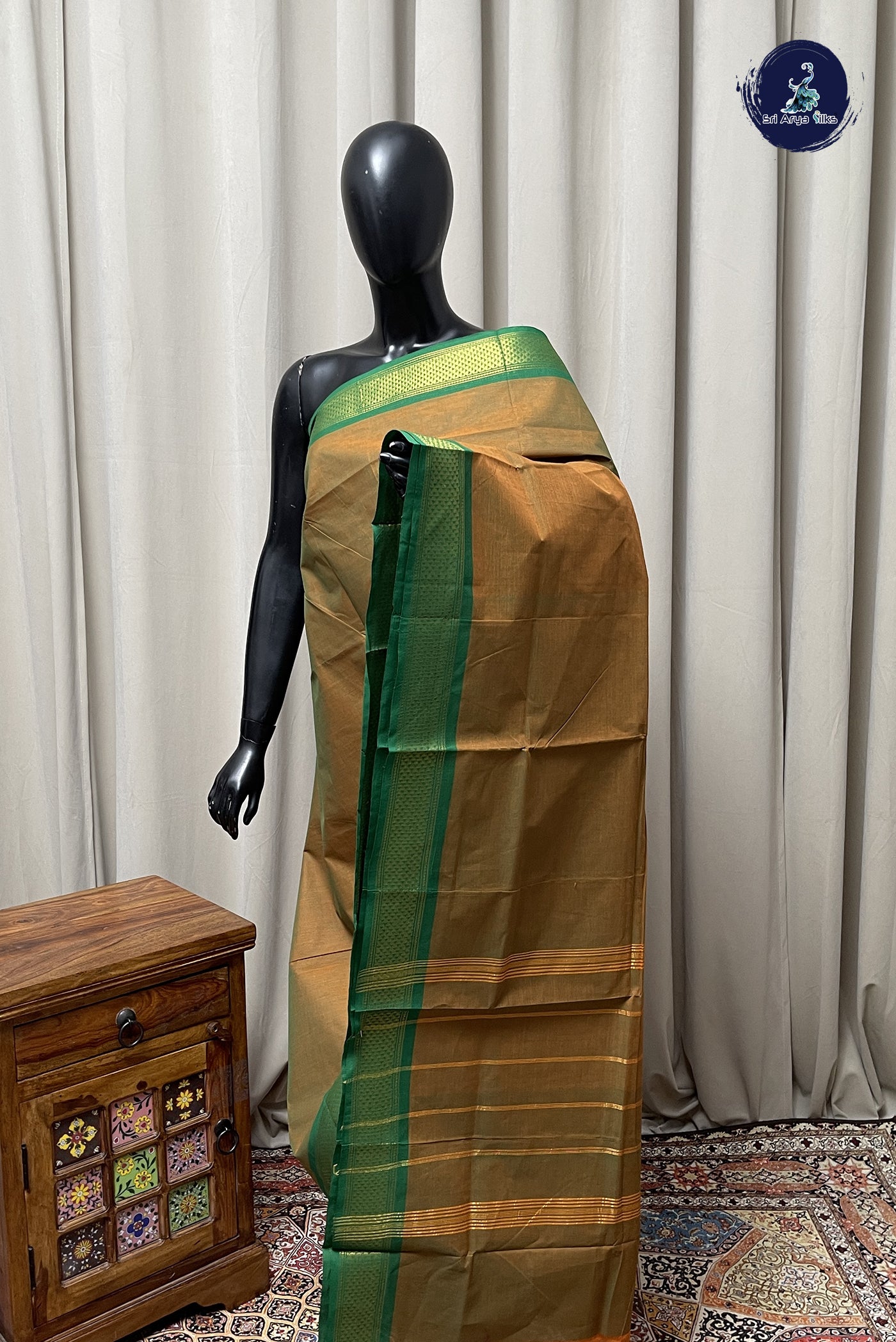 Yellowish Green Chettinad Cotton Saree With Plain Pattern