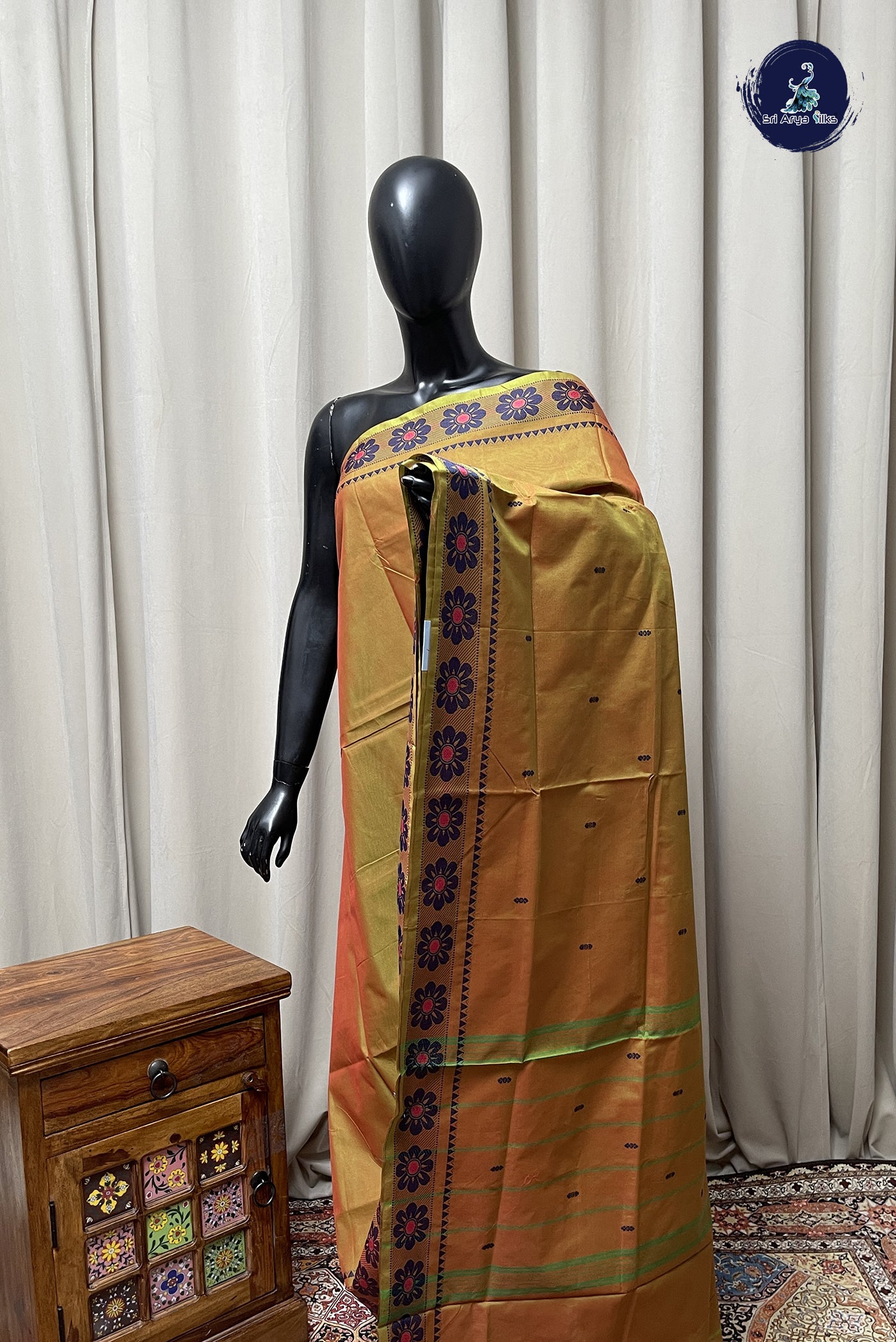 Dual Tone Mehendi Green Chettinad Cotton Saree With Buttas Pattern