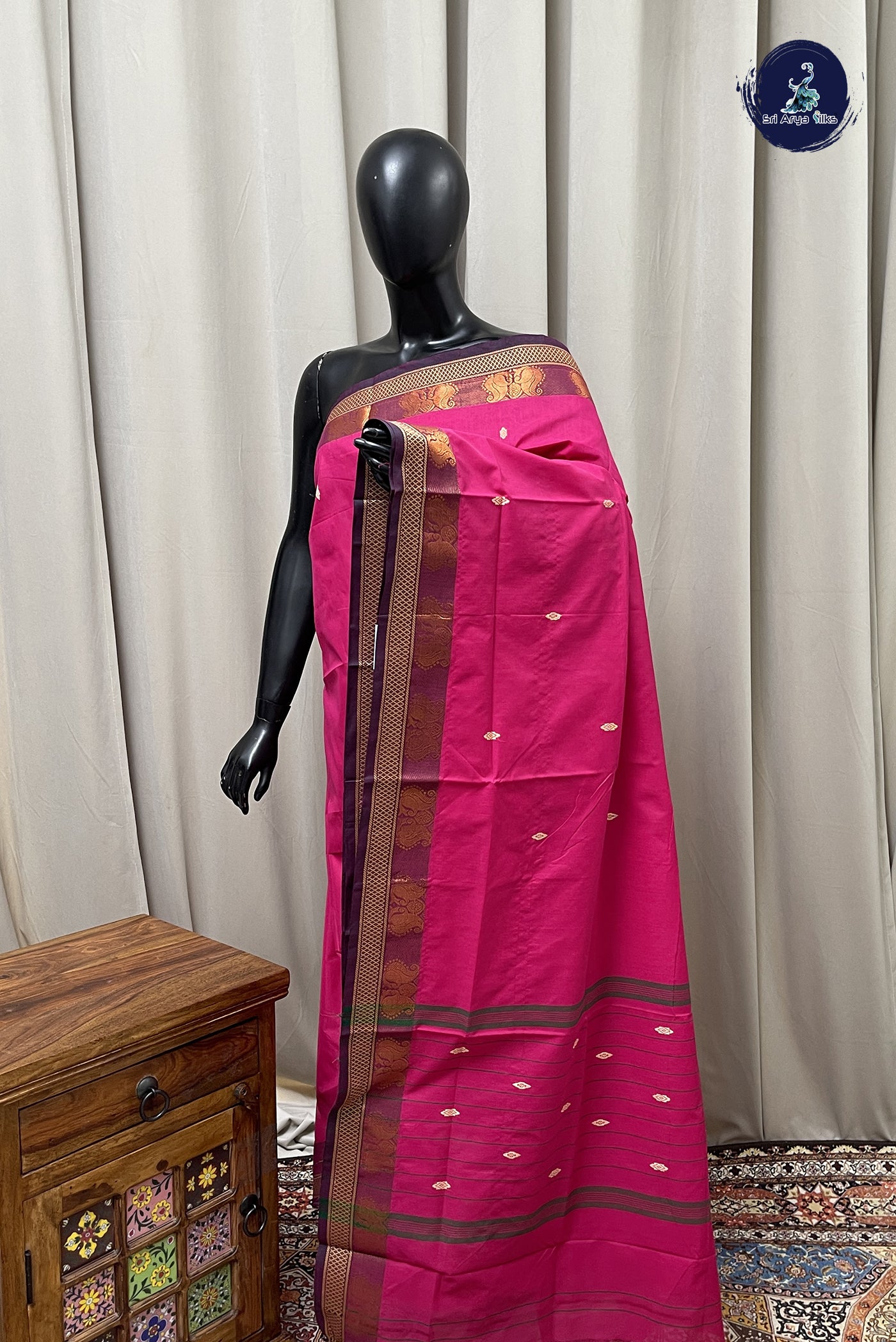 Rani Pink Chettinad Cotton Saree With Buttas Pattern