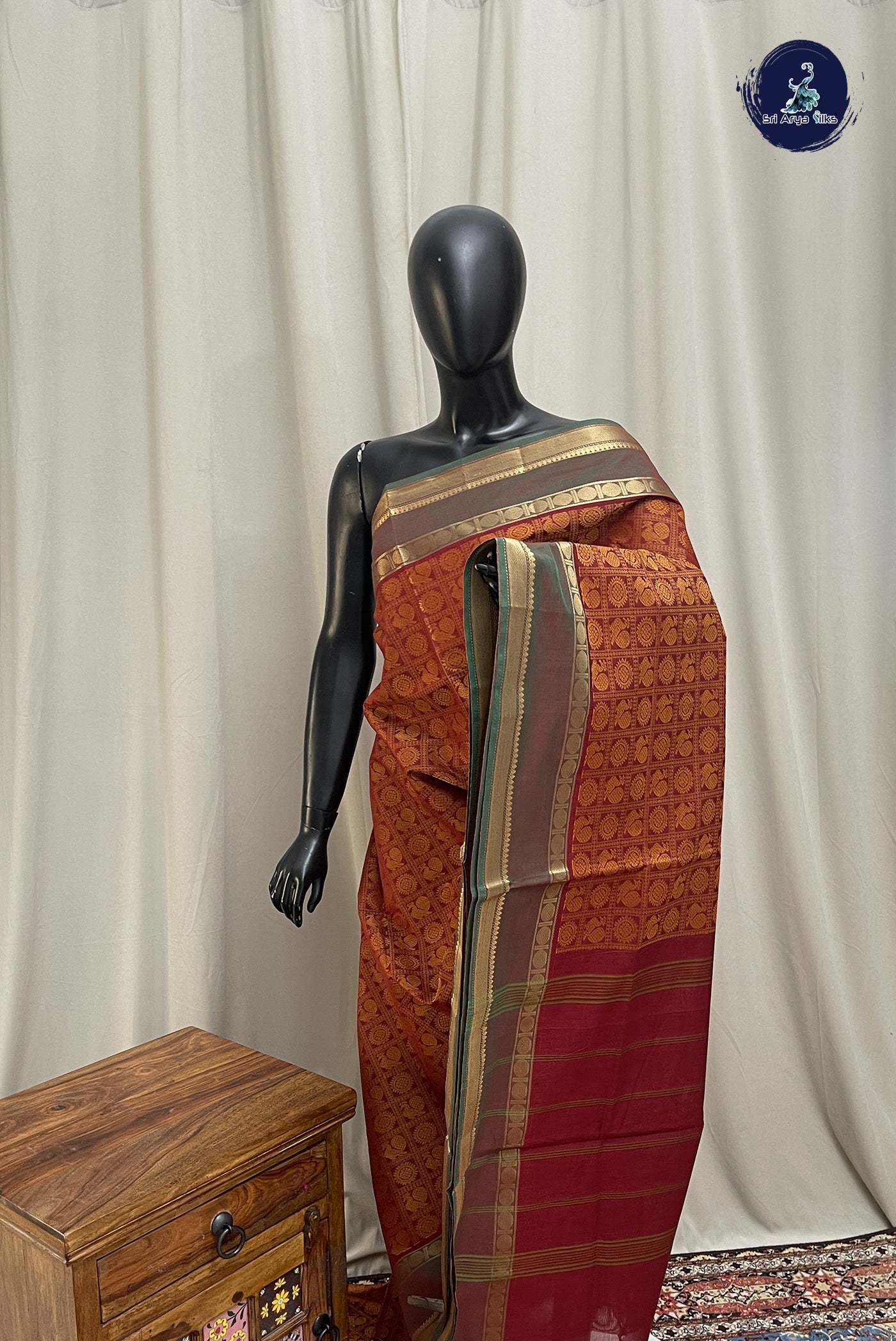Arakku Kanchi Cotton Saree With Embroidery Pattern