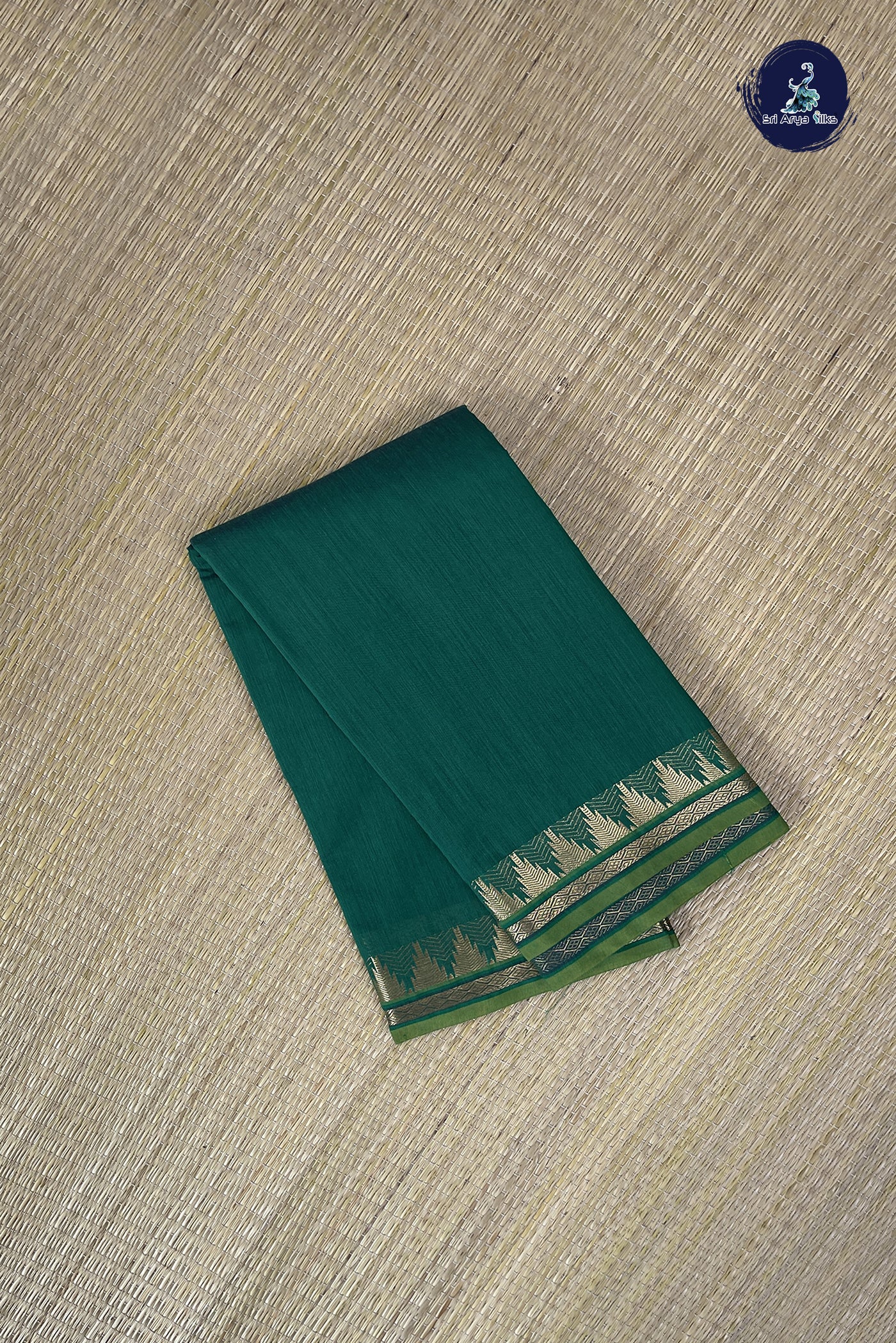 Green Budget Semi Silk Cotton Saree With Plain Pattern