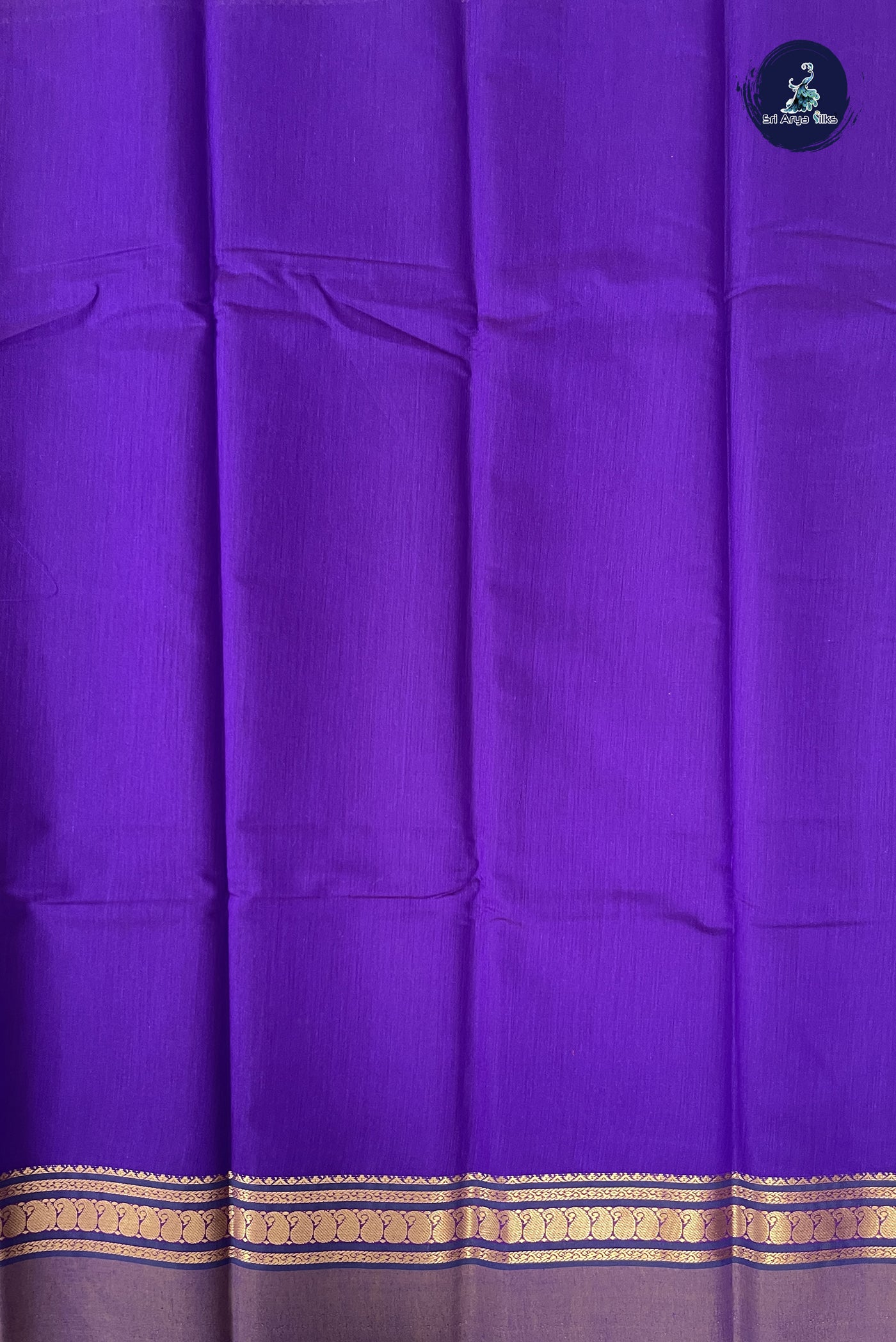 Dark Violet Budget Semi Silk Cotton Saree With Plain Pattern