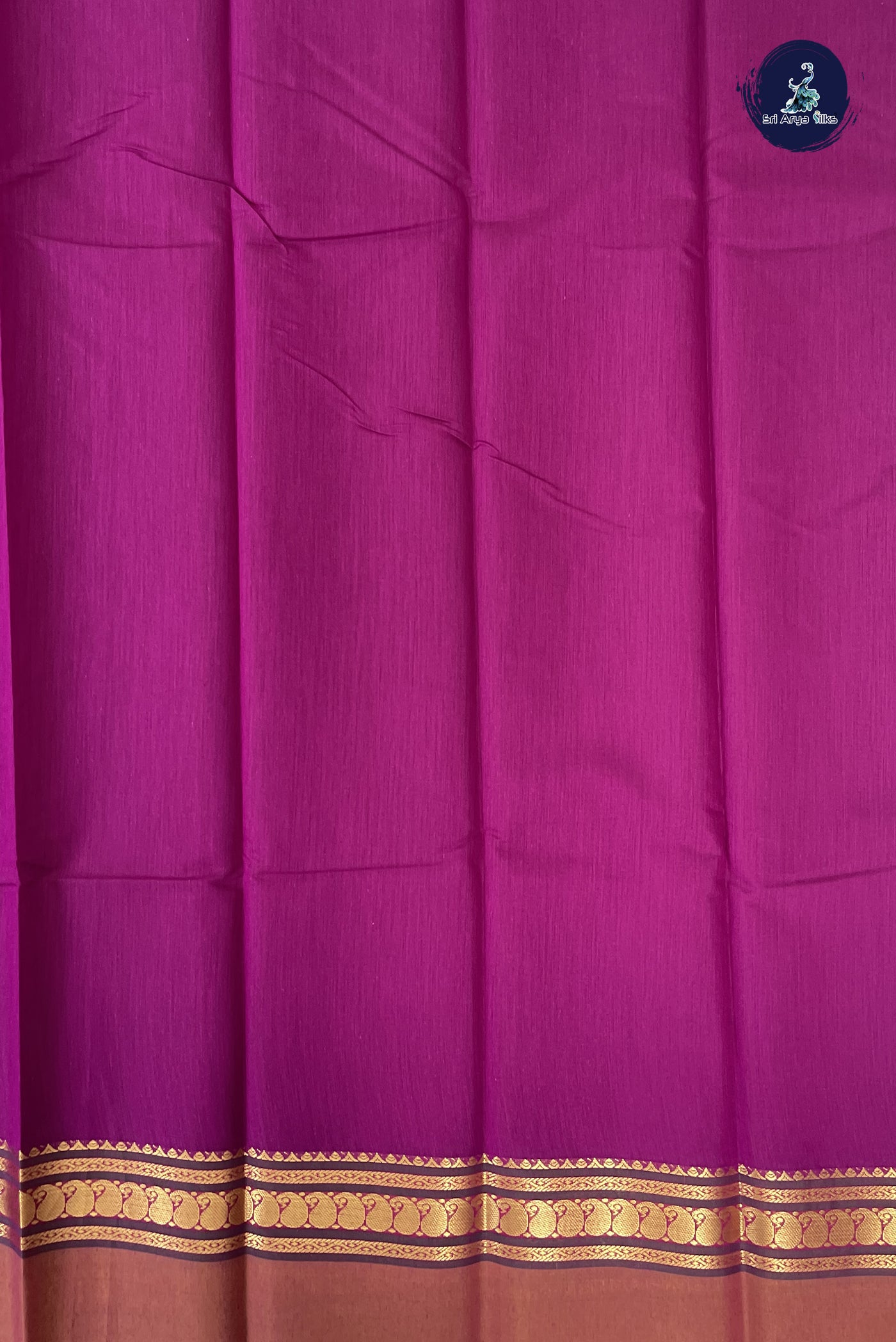 Magenta Purple Budget Semi Silk Cotton Saree With Plain Pattern