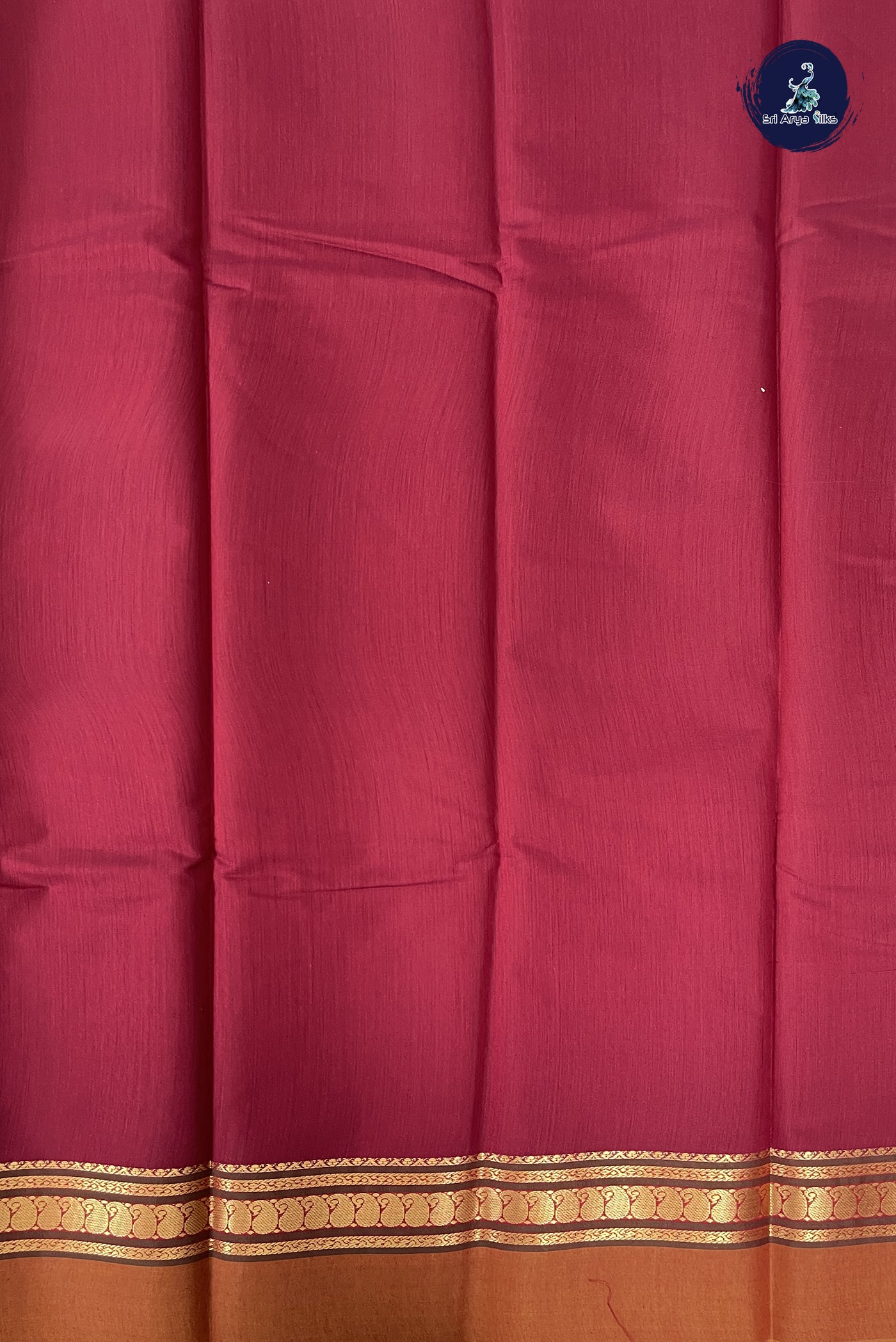 Arakku Budget Semi Silk Cotton Saree With Plain Pattern