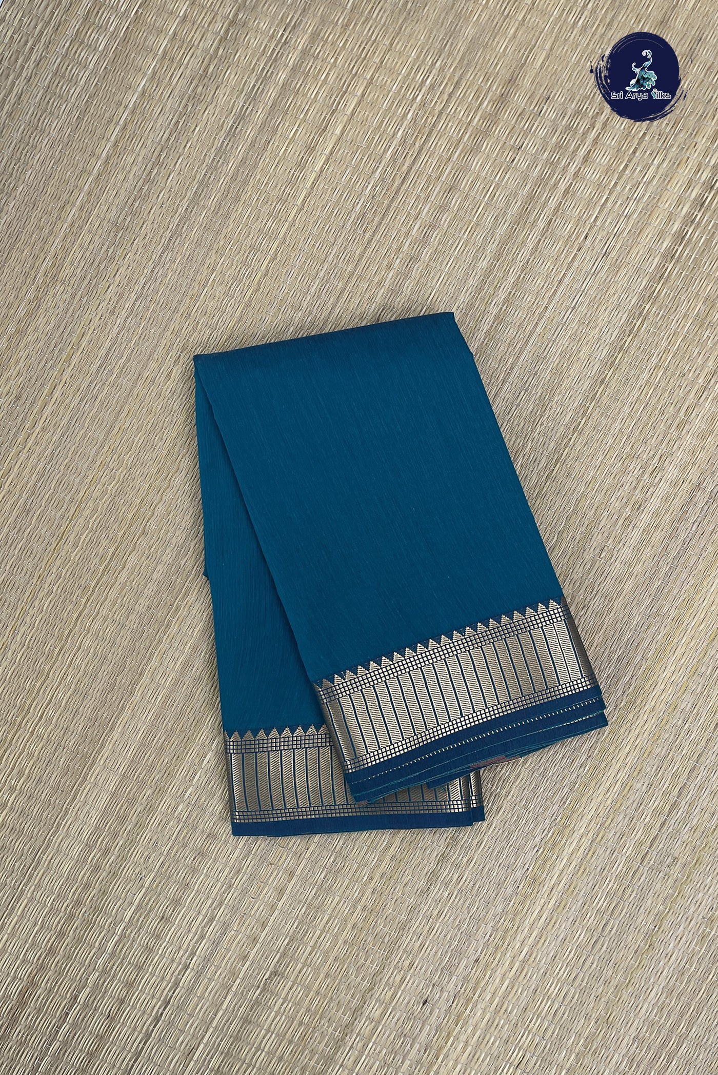 Sapphire Green Budget Semi Silk Cotton Saree With Plain Pattern