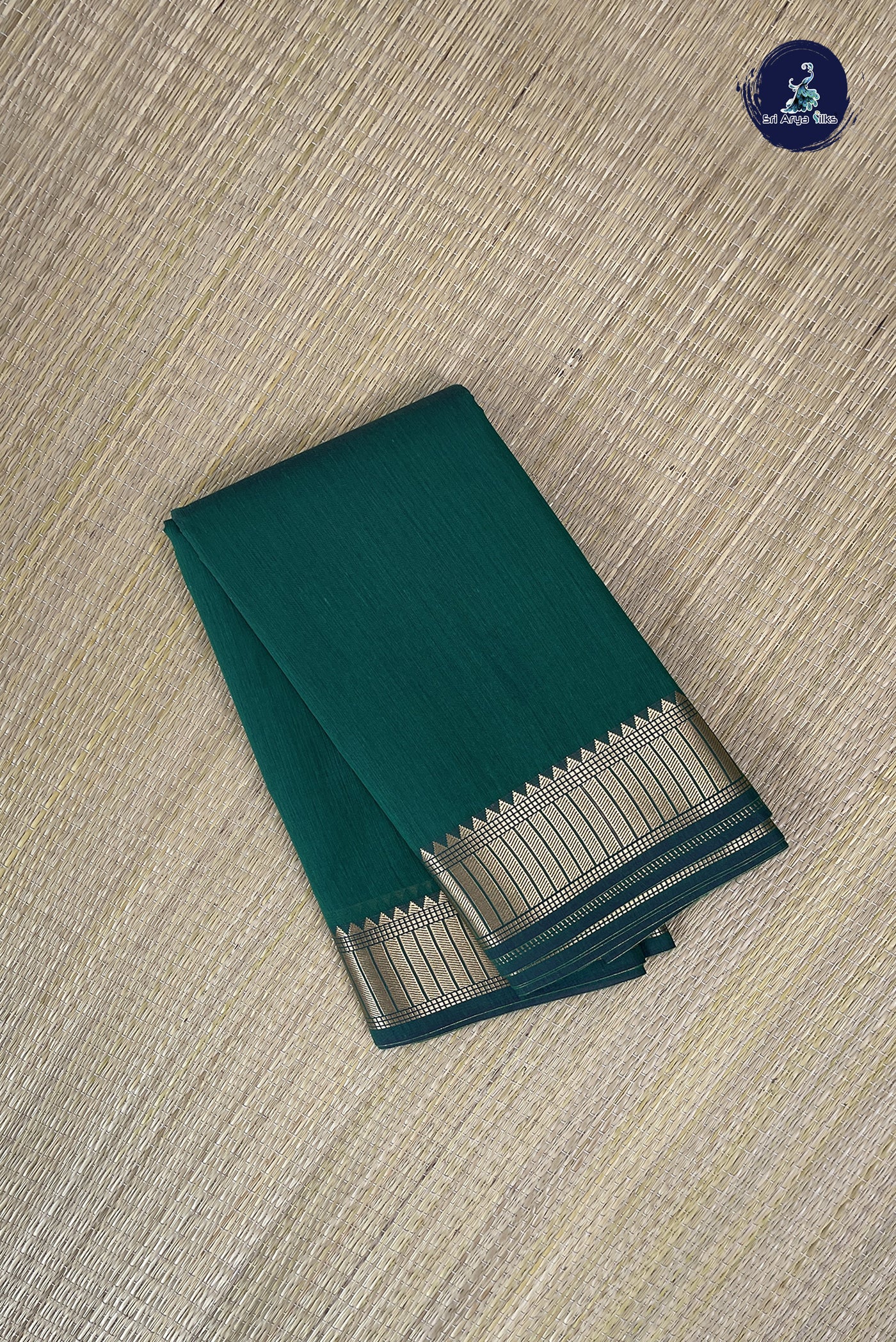 Dark Green Budget Semi Silk Cotton Saree With Plain Pattern