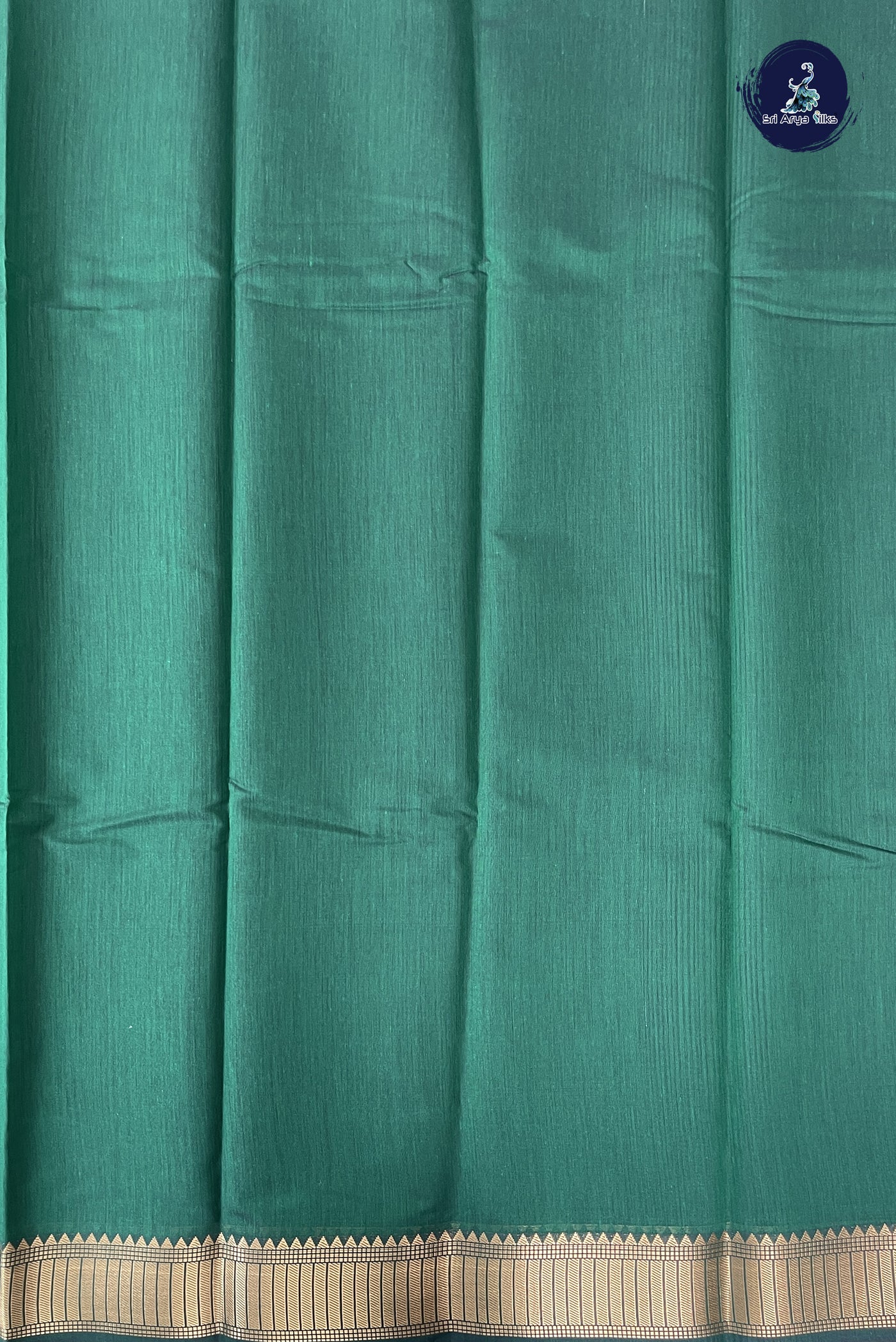 Dark Green Budget Semi Silk Cotton Saree With Plain Pattern