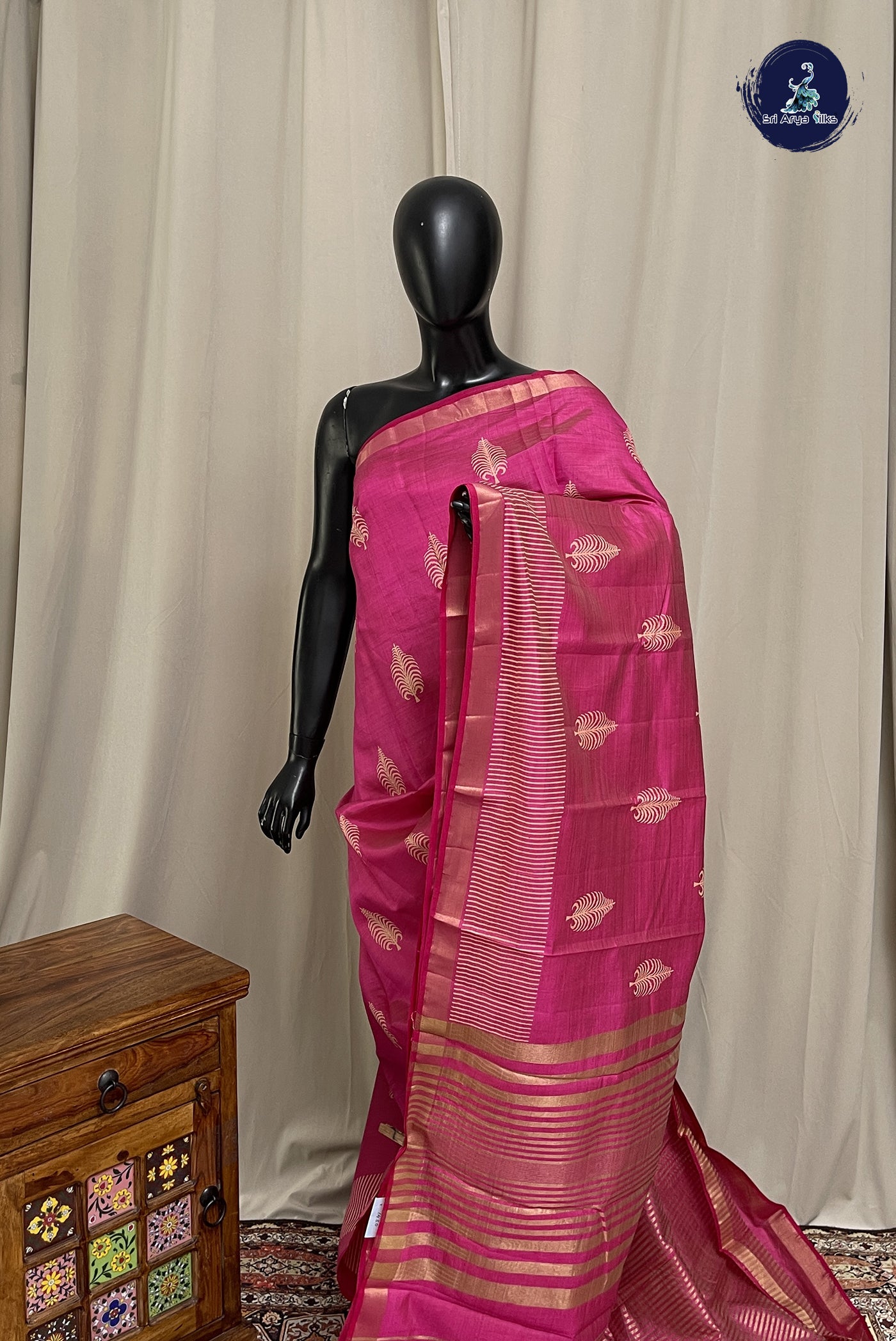 Rani Pink Semi Tussar Saree With Printed Pattern