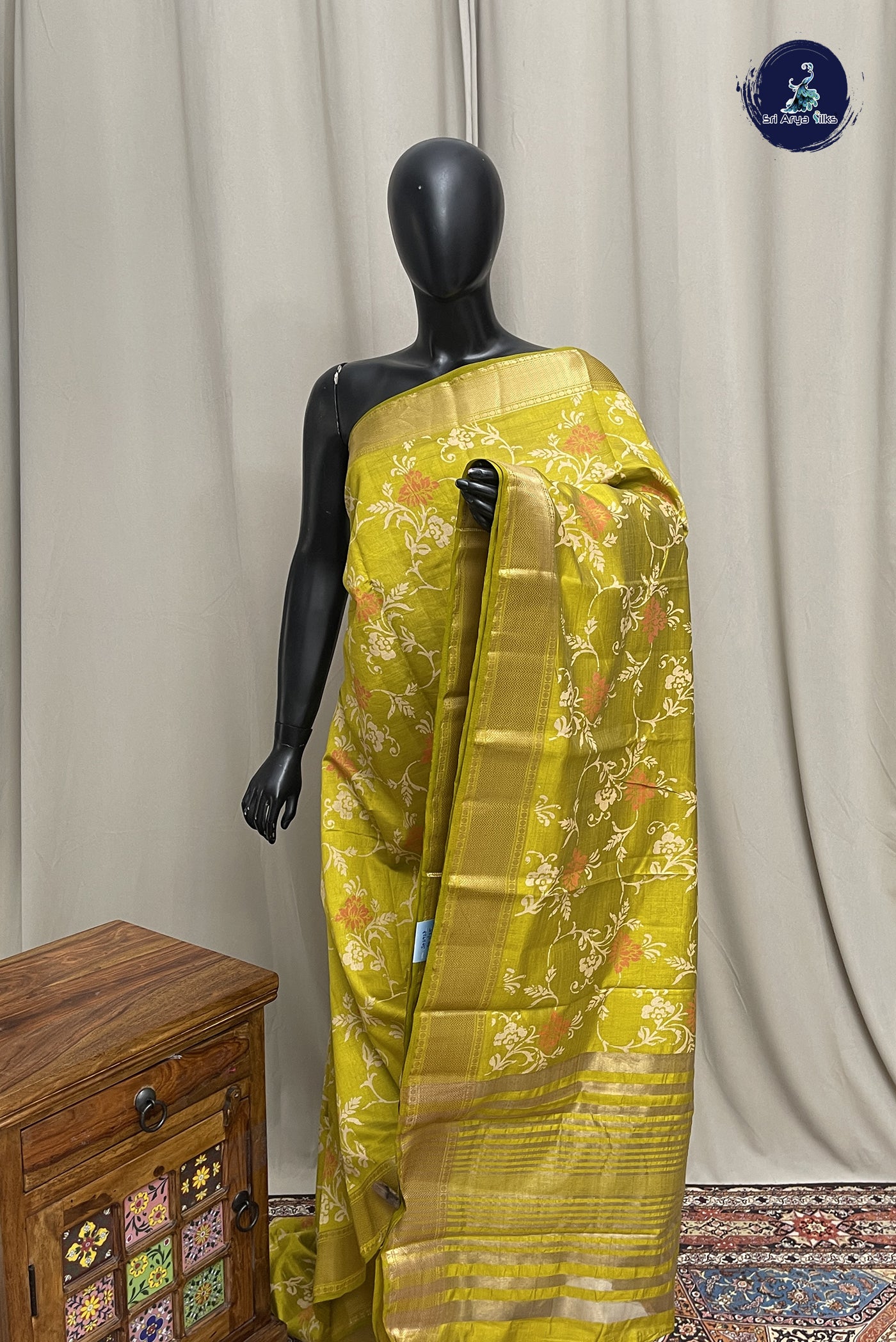 Yellow Semi Tussar Saree With Printed Pattern