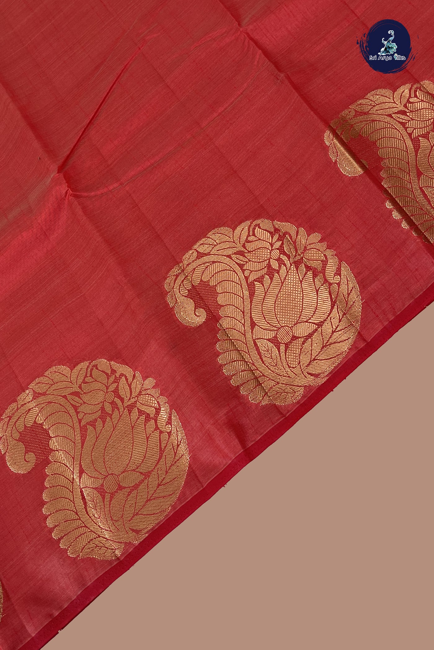 Red Semi Tussar Saree With Plain Pattern