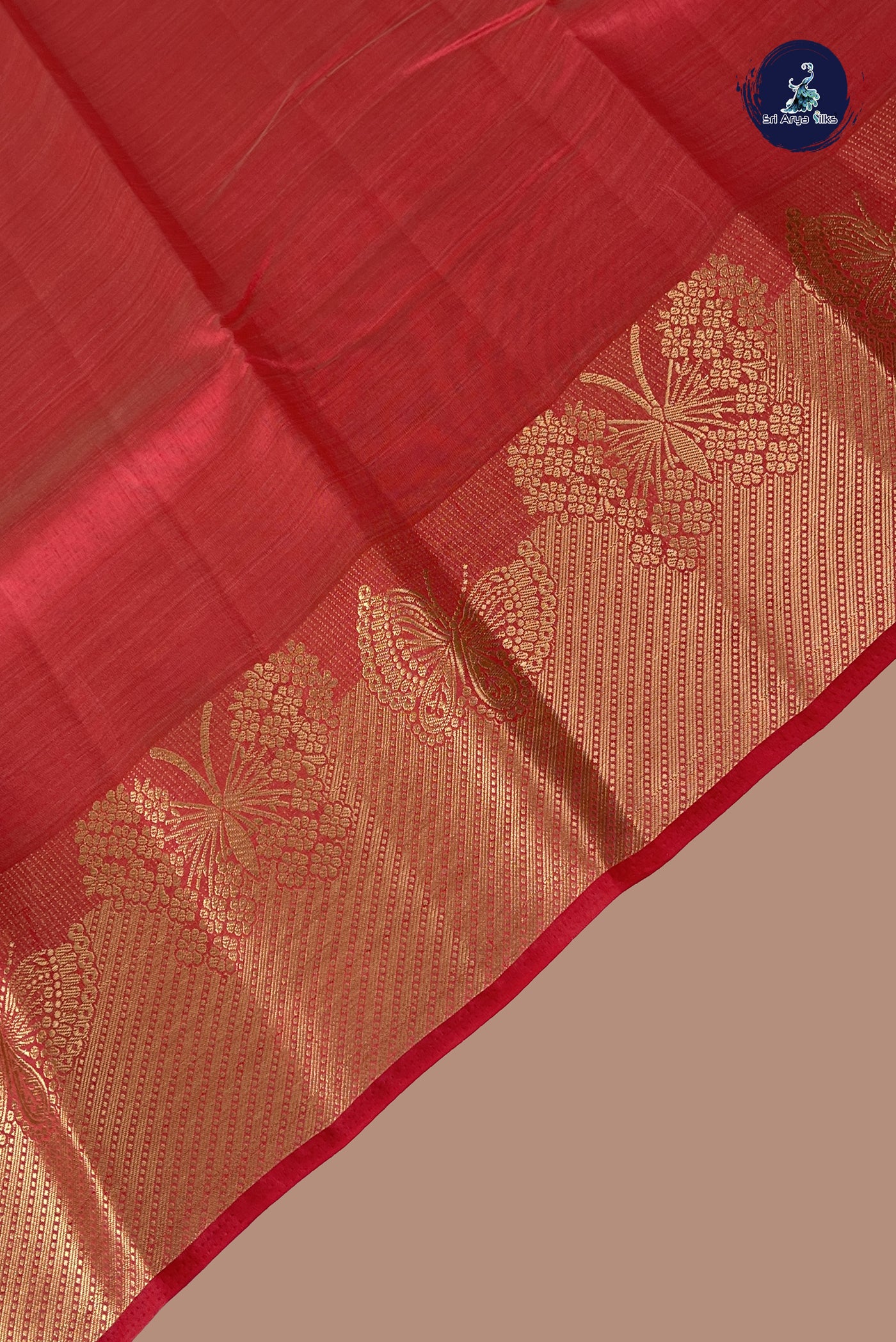 Red Semi Tussar Saree With Plain Pattern