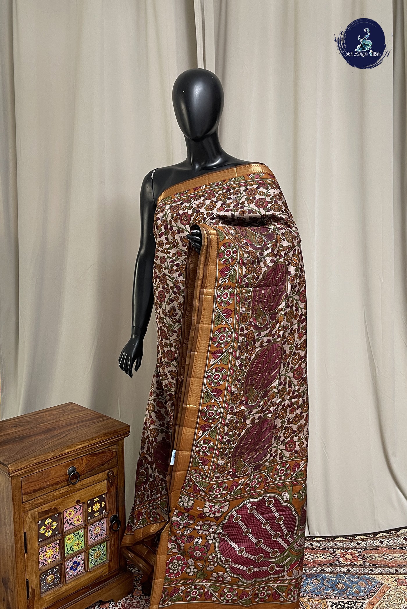 Ivory Chanderi Silk Cotton Saree With Printed Pattern