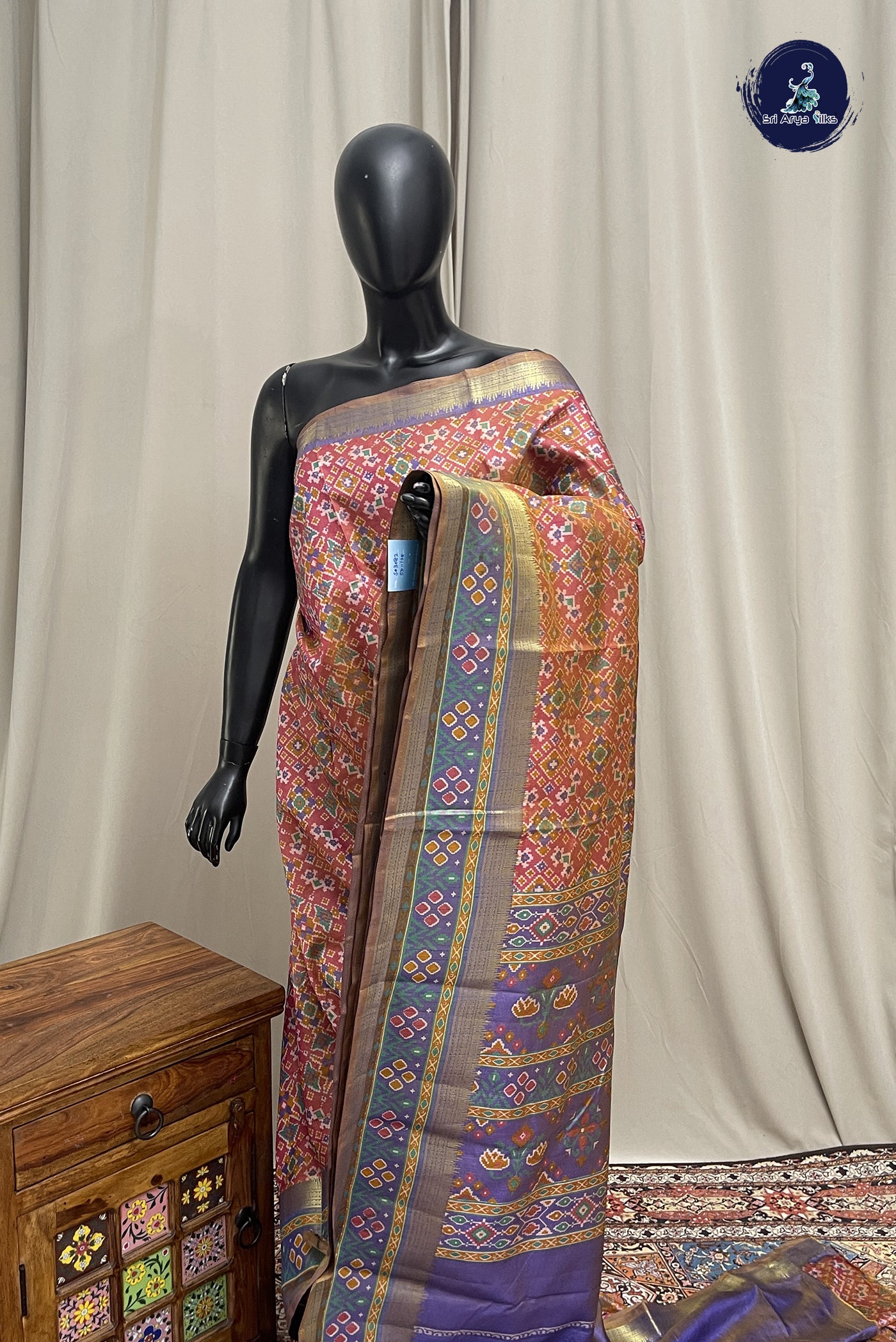 Dual Tone Pink Semi Pattola Saree With Patola Pattern