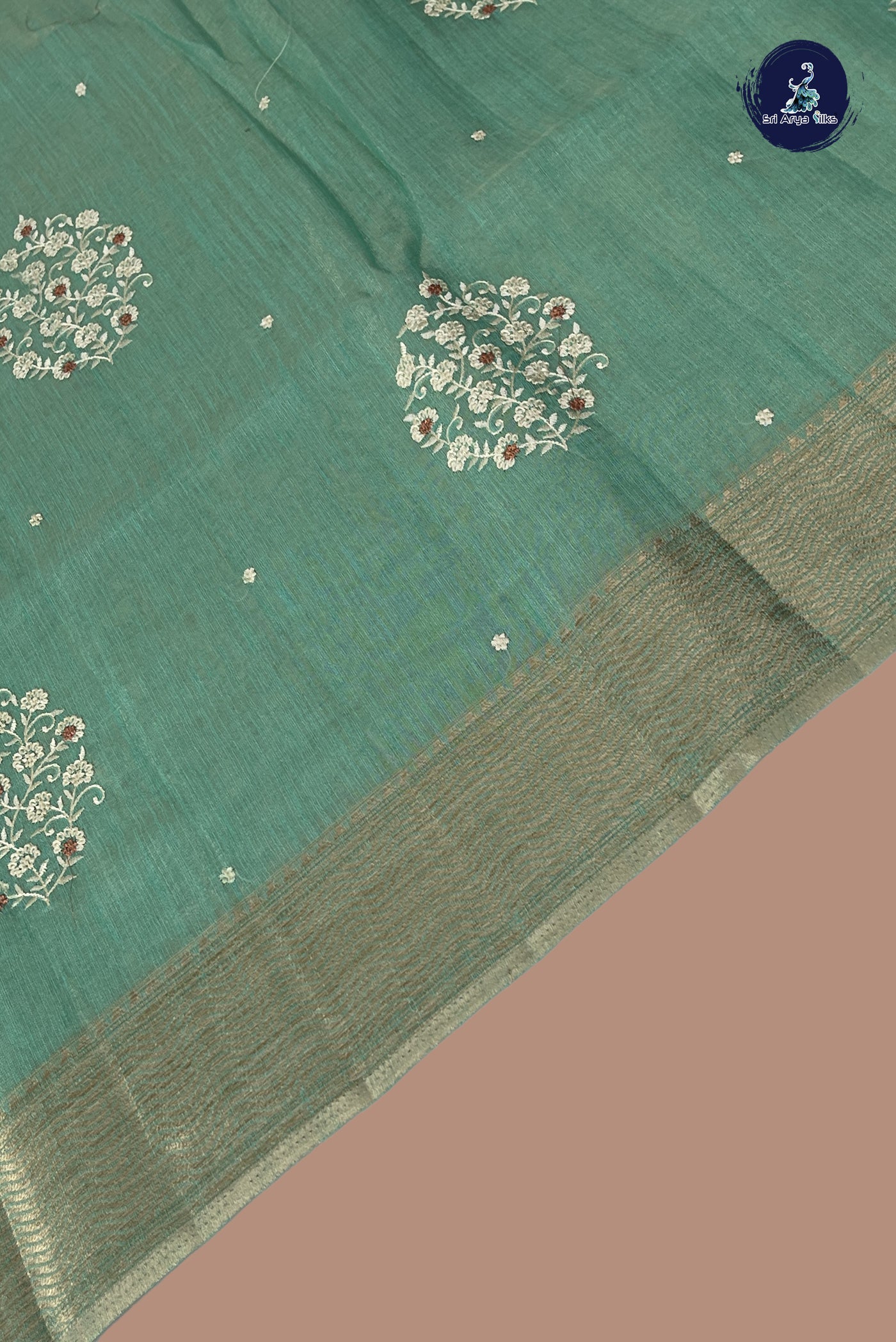 Green Linen Saree With Embroidery Pattern