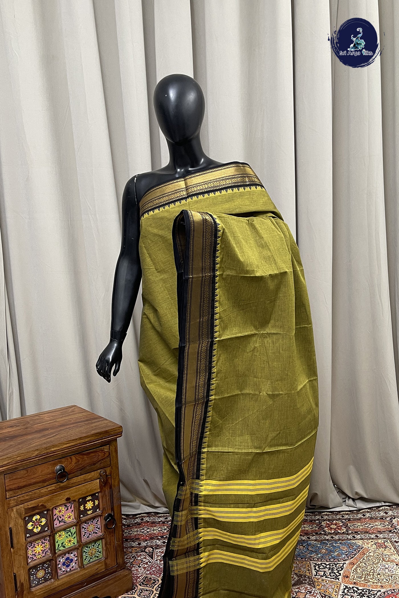 Mehendi Green Chettinad Cotton Saree With Plain Pattern