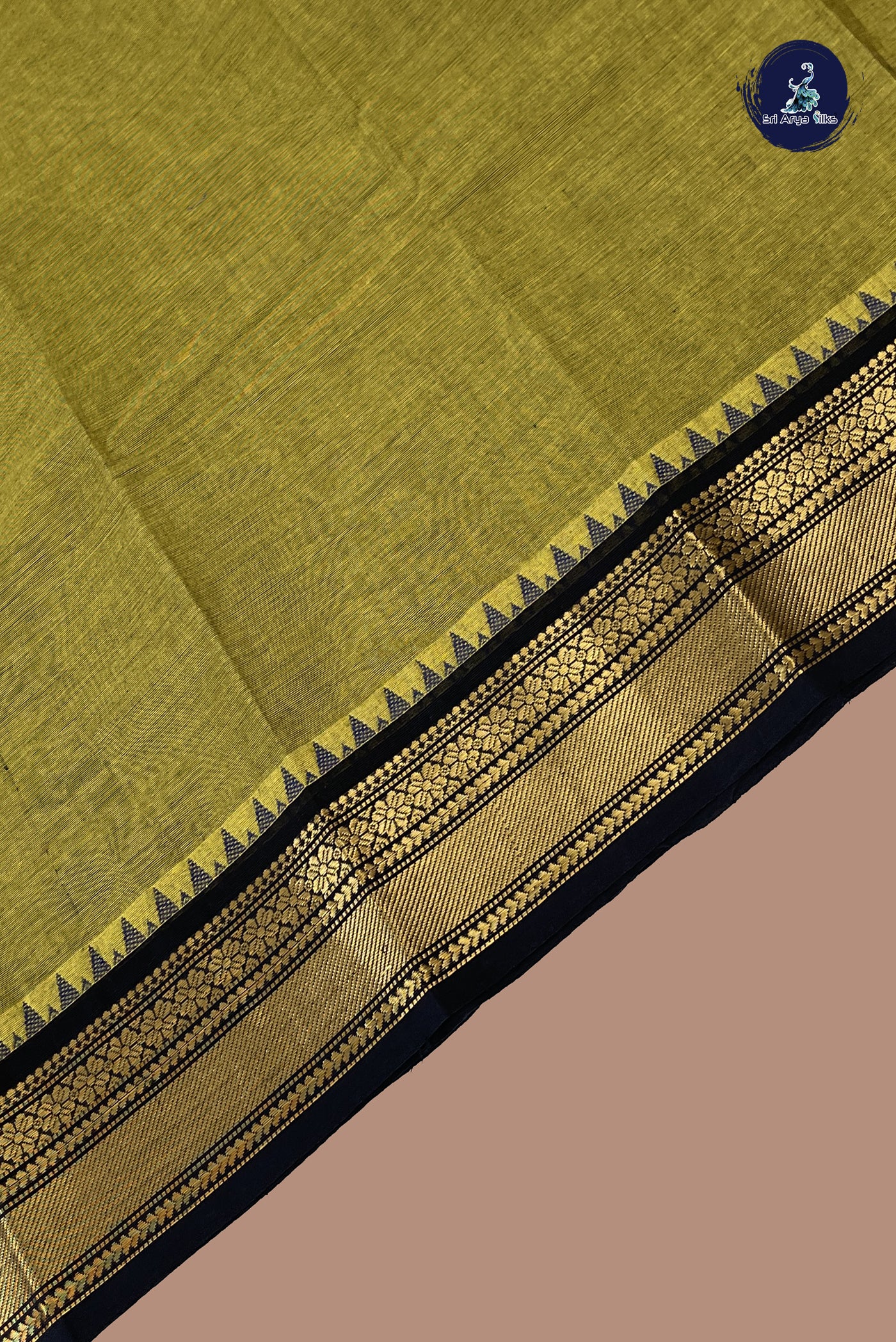 Mehendi Green Chettinad Cotton Saree With Plain Pattern