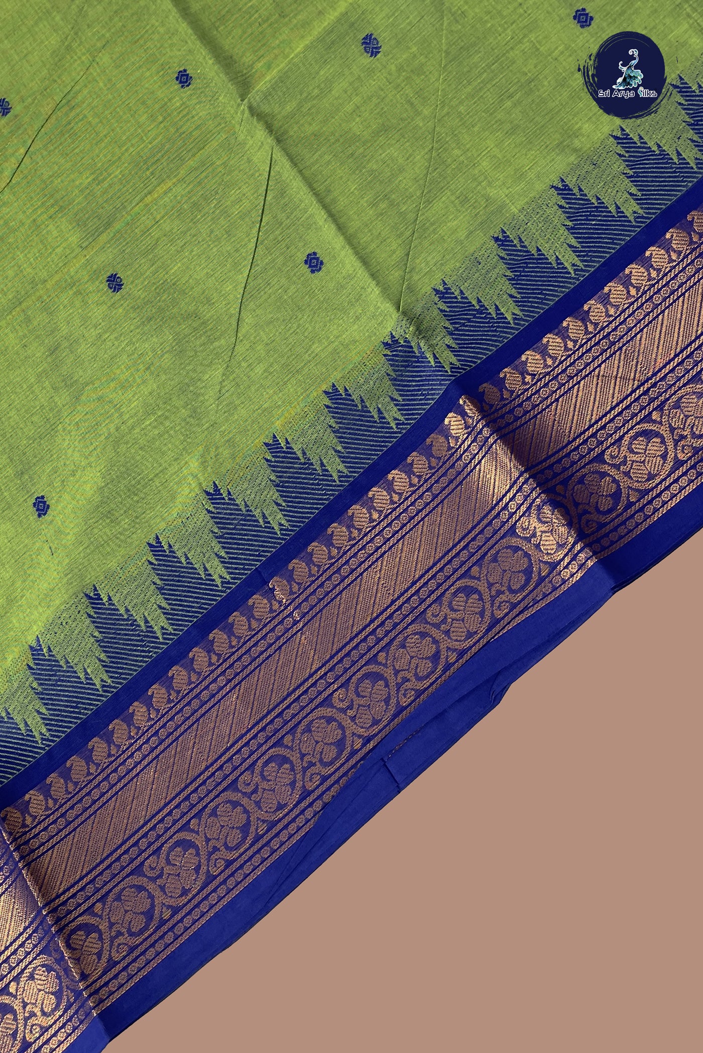 Dual Tone Green Chettinad Cotton Saree With Buttas Pattern