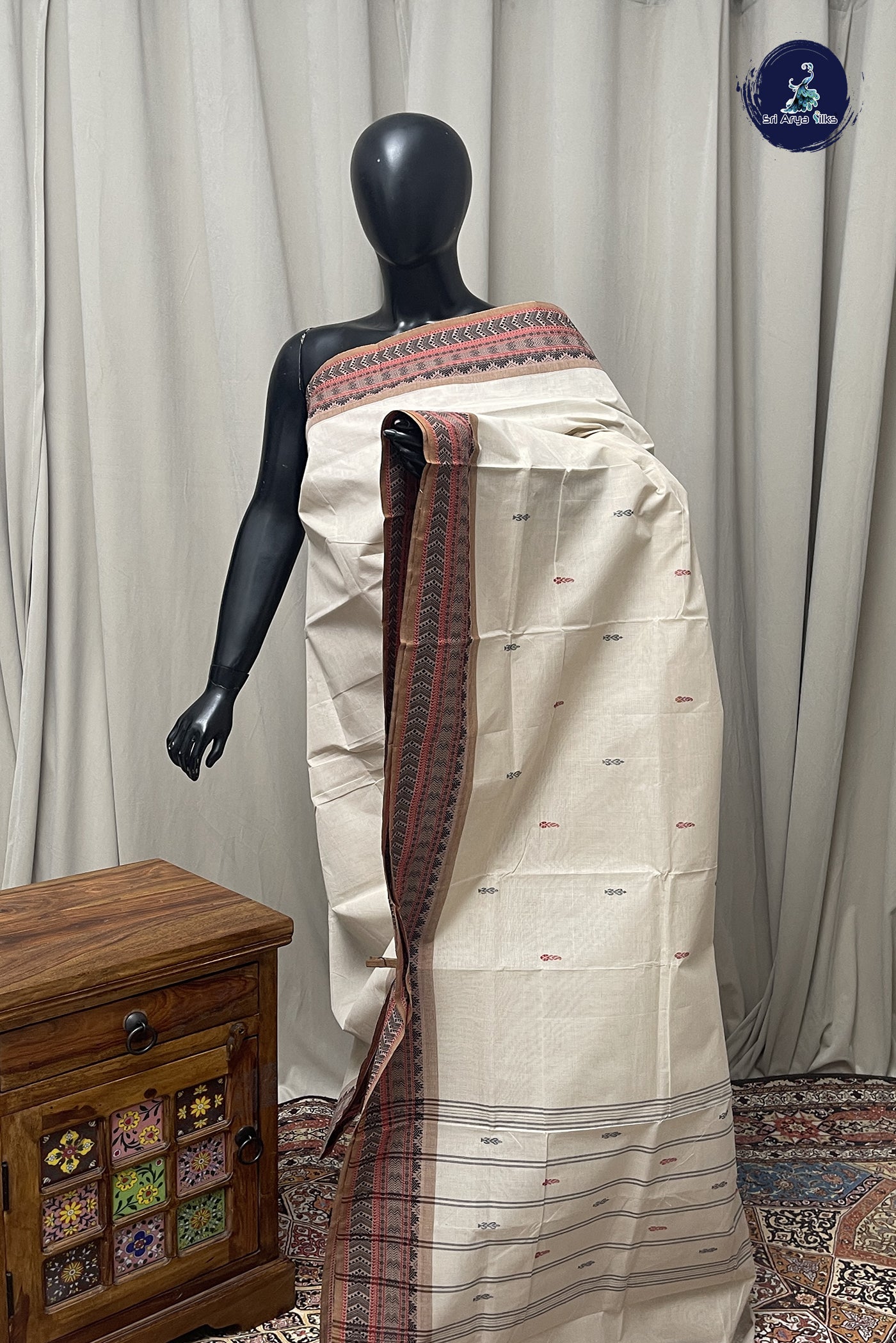 Off White Chettinad Cotton Saree With Buttas Pattern