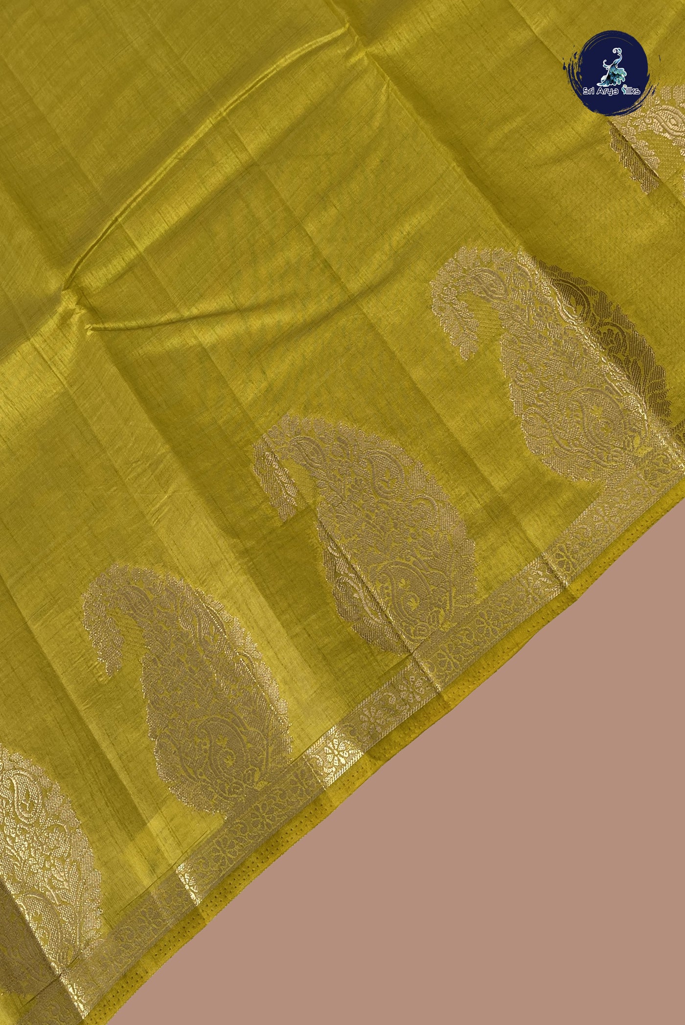 Yellow Semi Tussar Saree With Plain Pattern