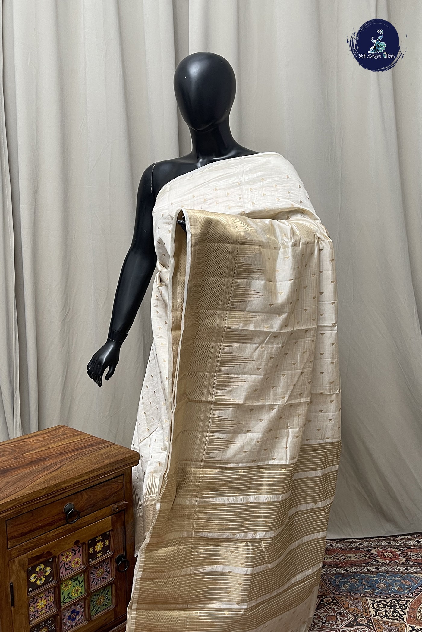 Off White Semi Tussar Saree With Buttas Pattern