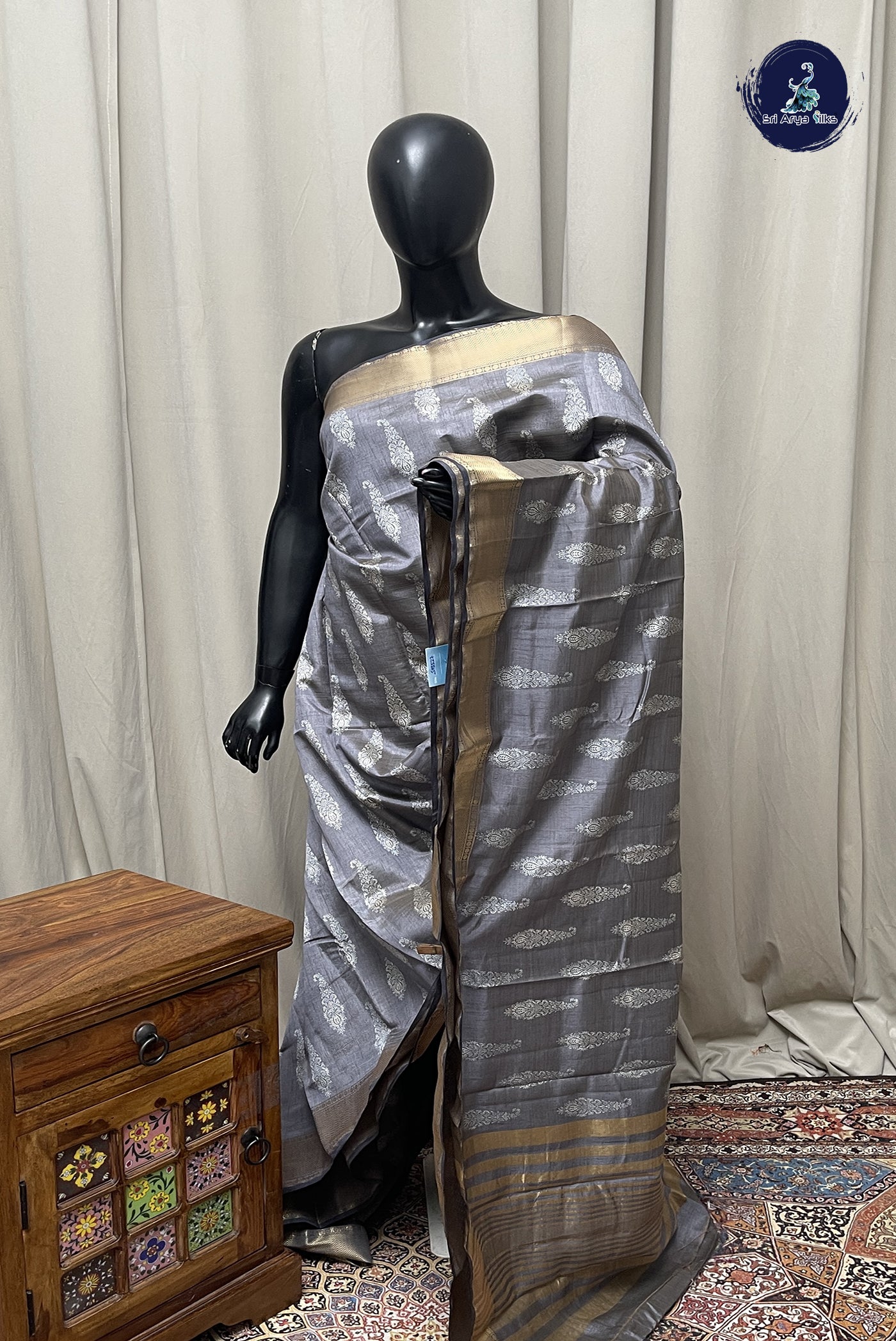 Grey Semi Tussar Saree With Printed Pattern