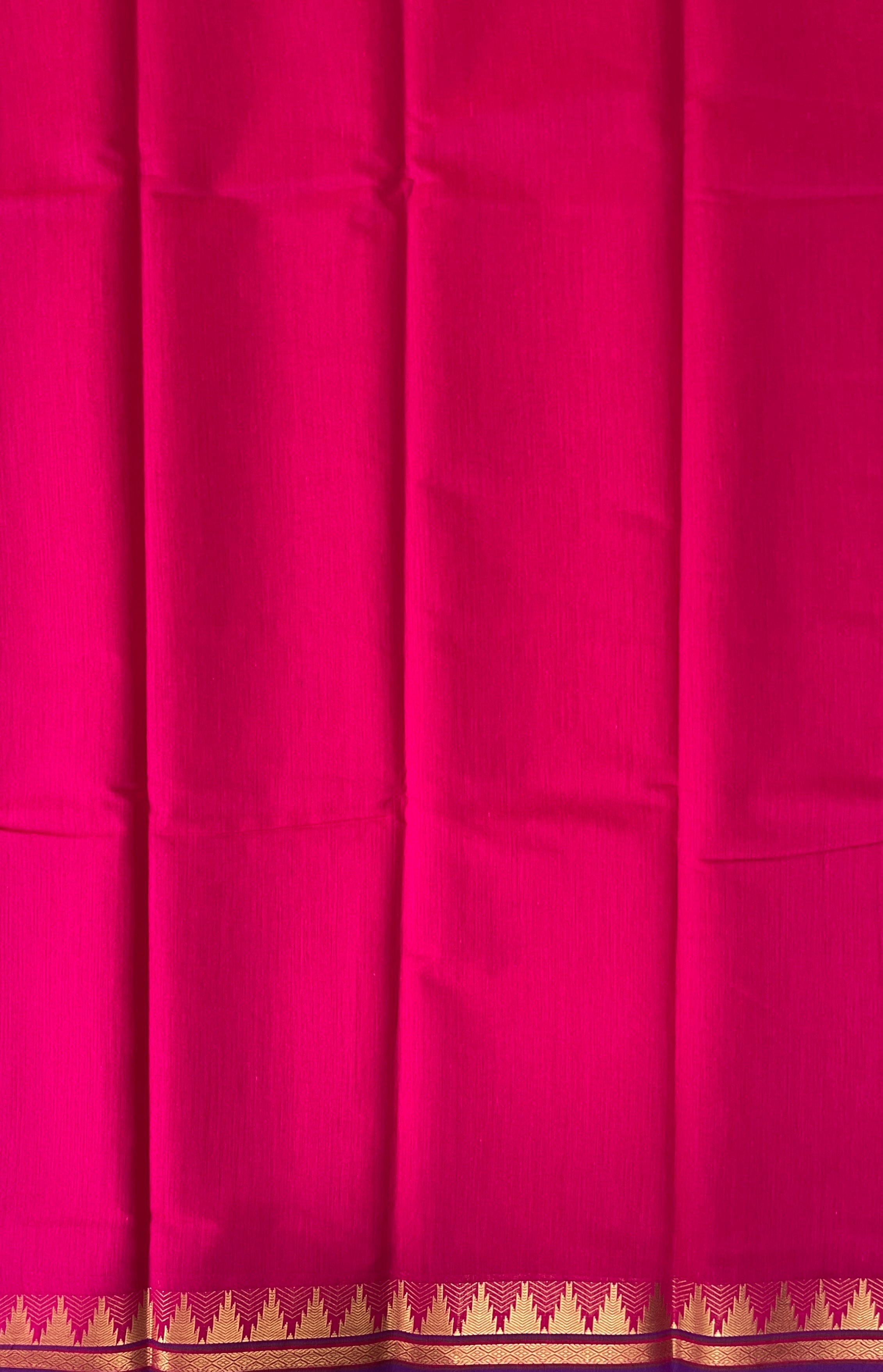 Dark Pink Budget Semi Silk Cotton Saree With Plain Pattern