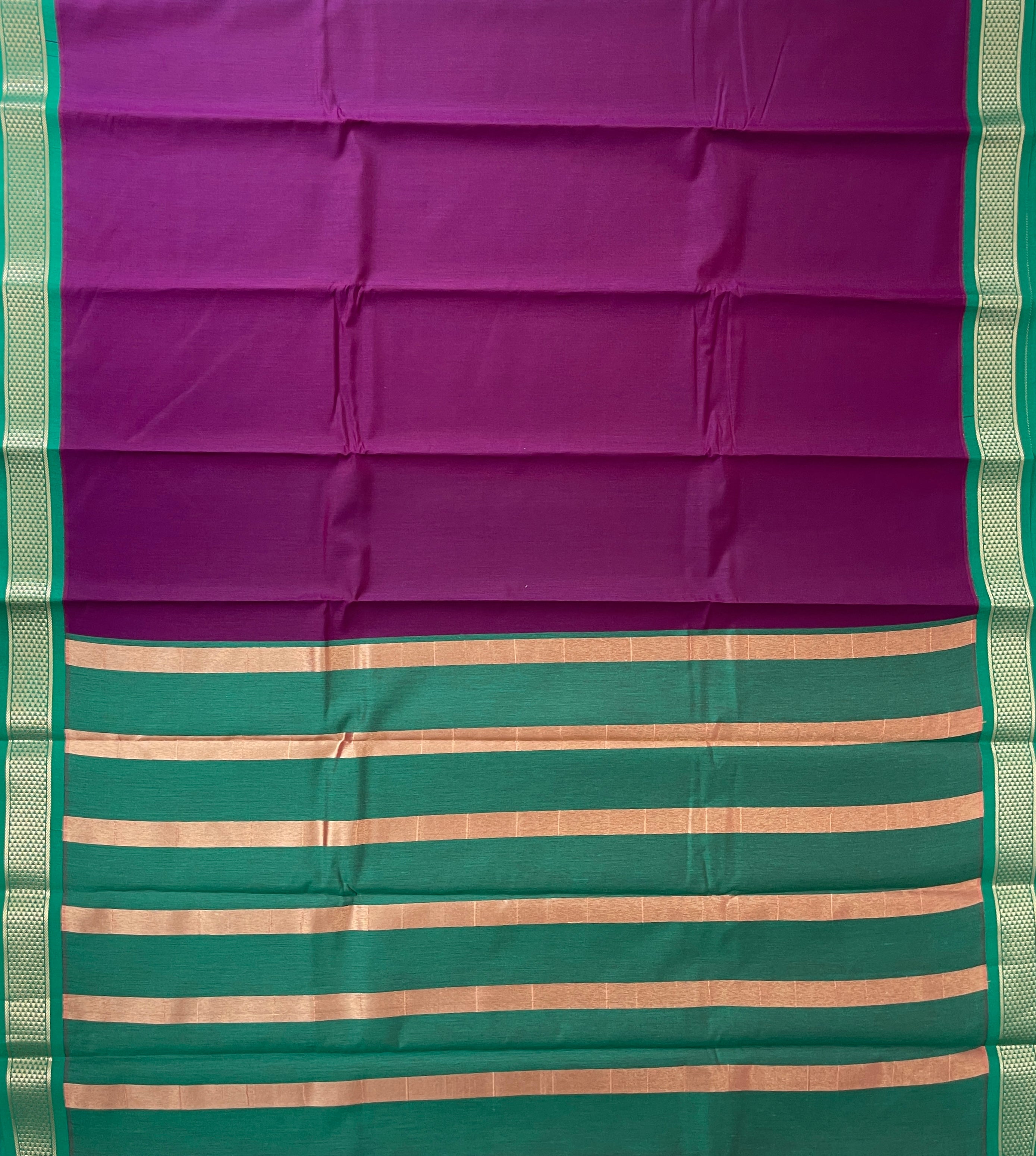 Dual Tone Wine Budget Semi Silk Cotton Saree With Plain Pattern