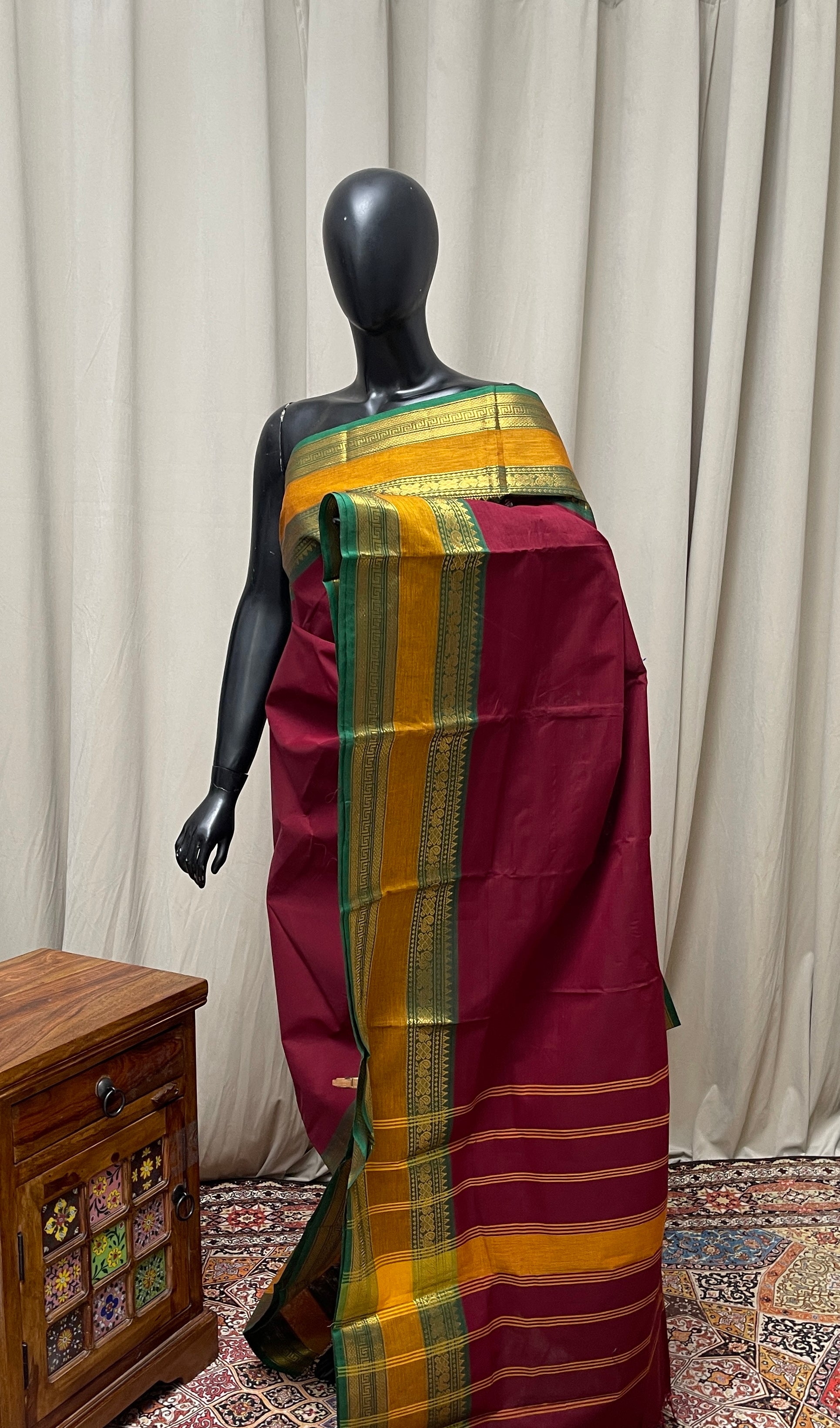 Maroon Kanchi Cotton Saree With Plain Pattern
