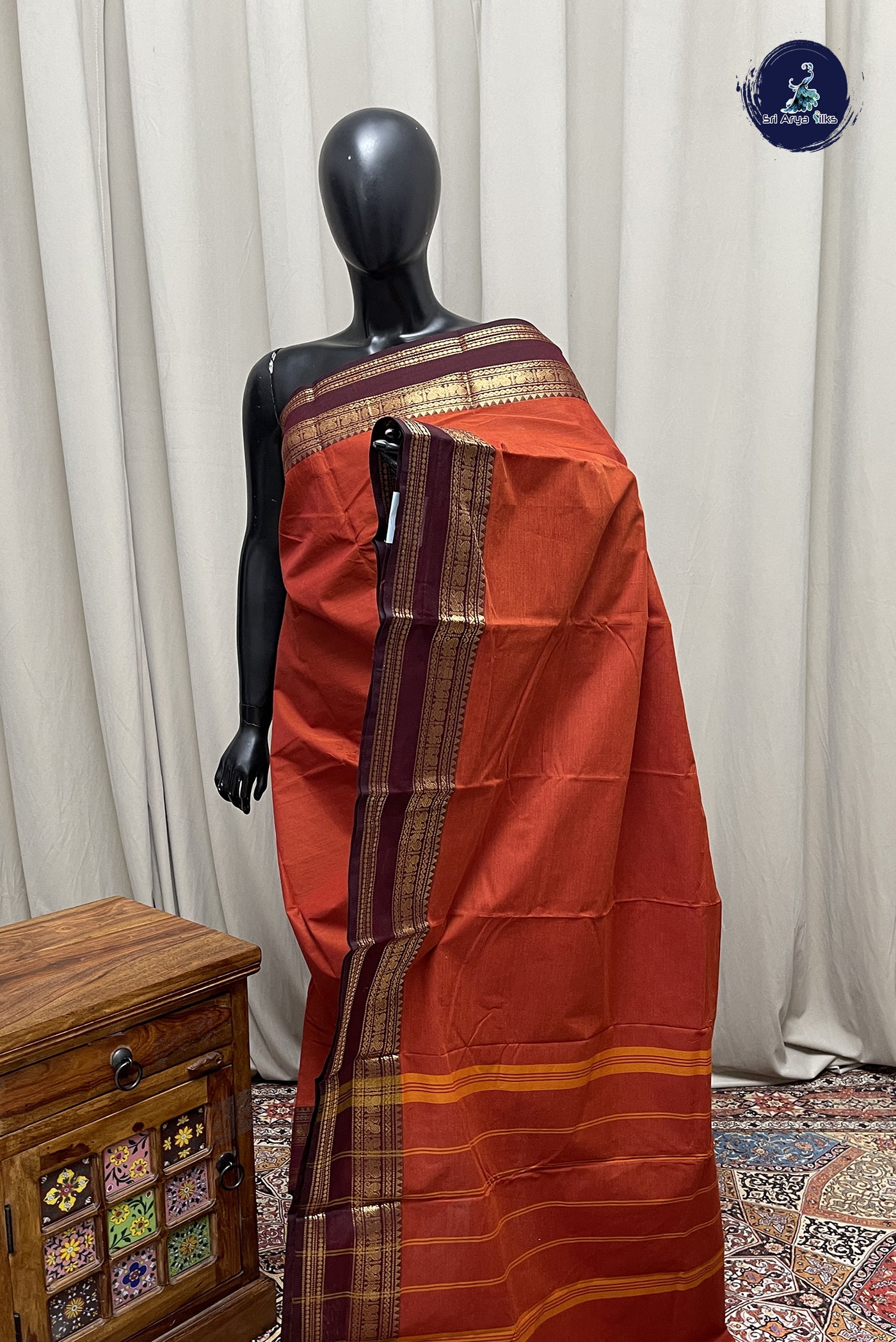 Brown Kanchi Cotton Saree With Plain Pattern
