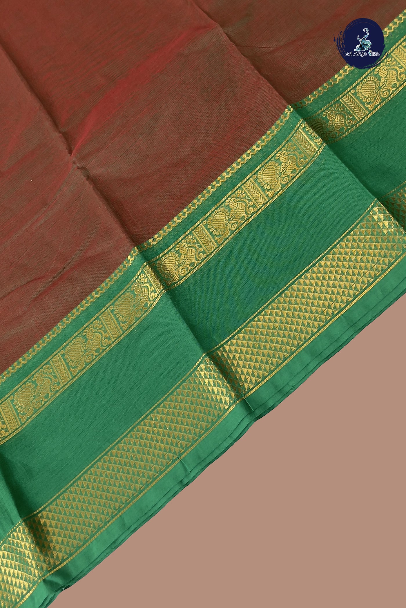 Manthulir Kanchi Cotton Saree With Plain Pattern
