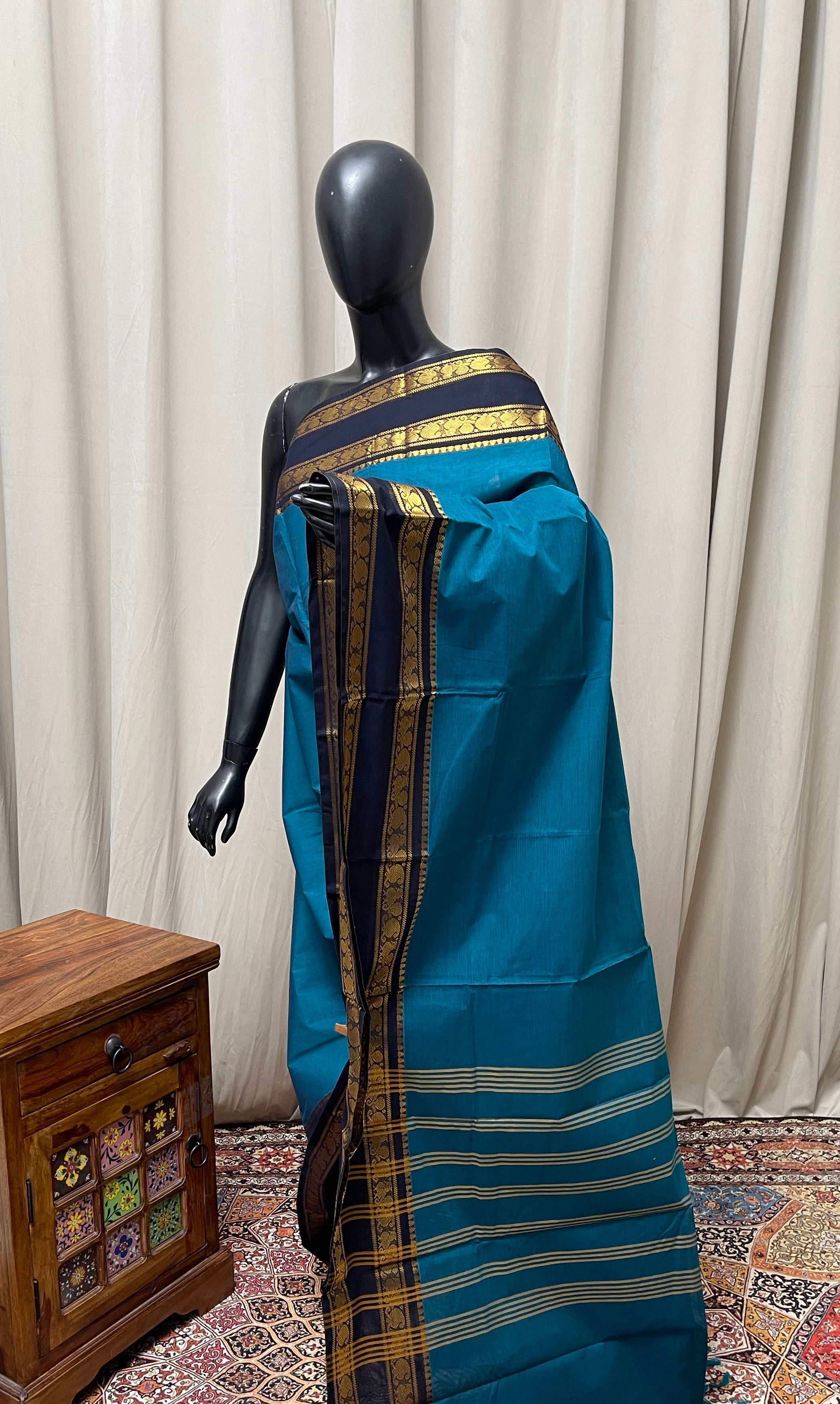 Peacock Blue Kanchi Cotton Saree With Plain Pattern