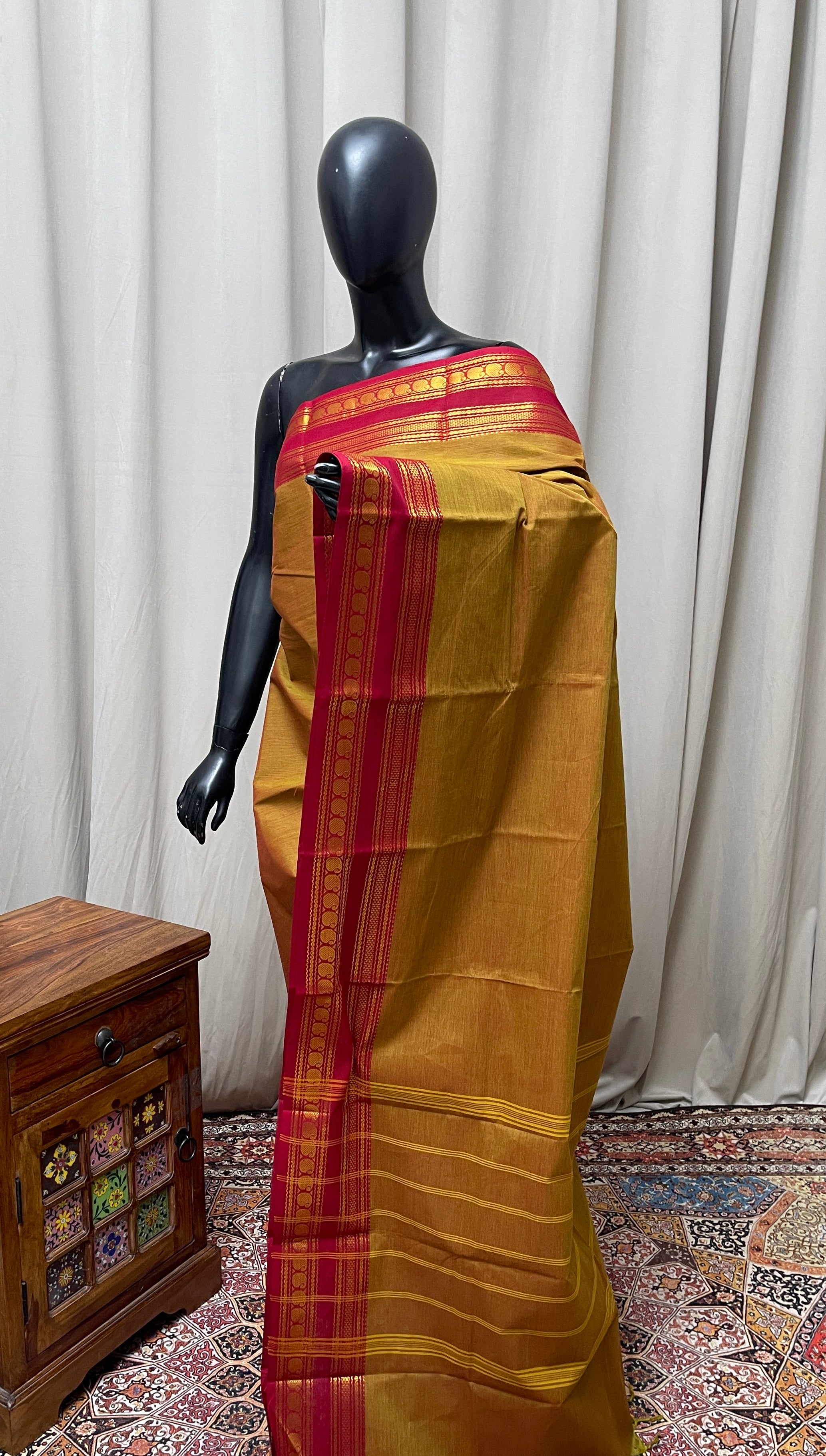 Mustard Kanchi Cotton Saree With Plain Pattern