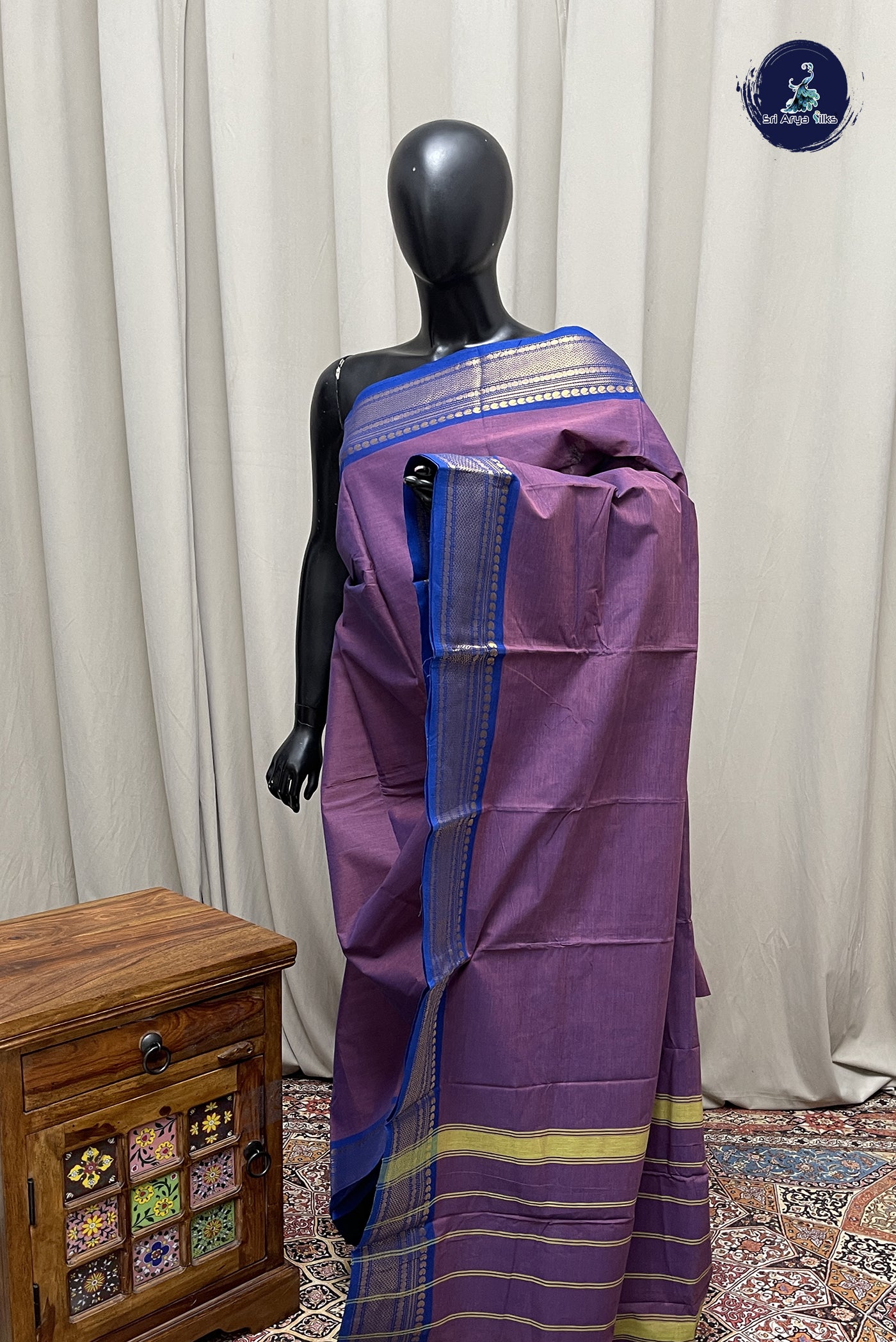 Burgundy Kanchi Cotton Saree With Plain Pattern