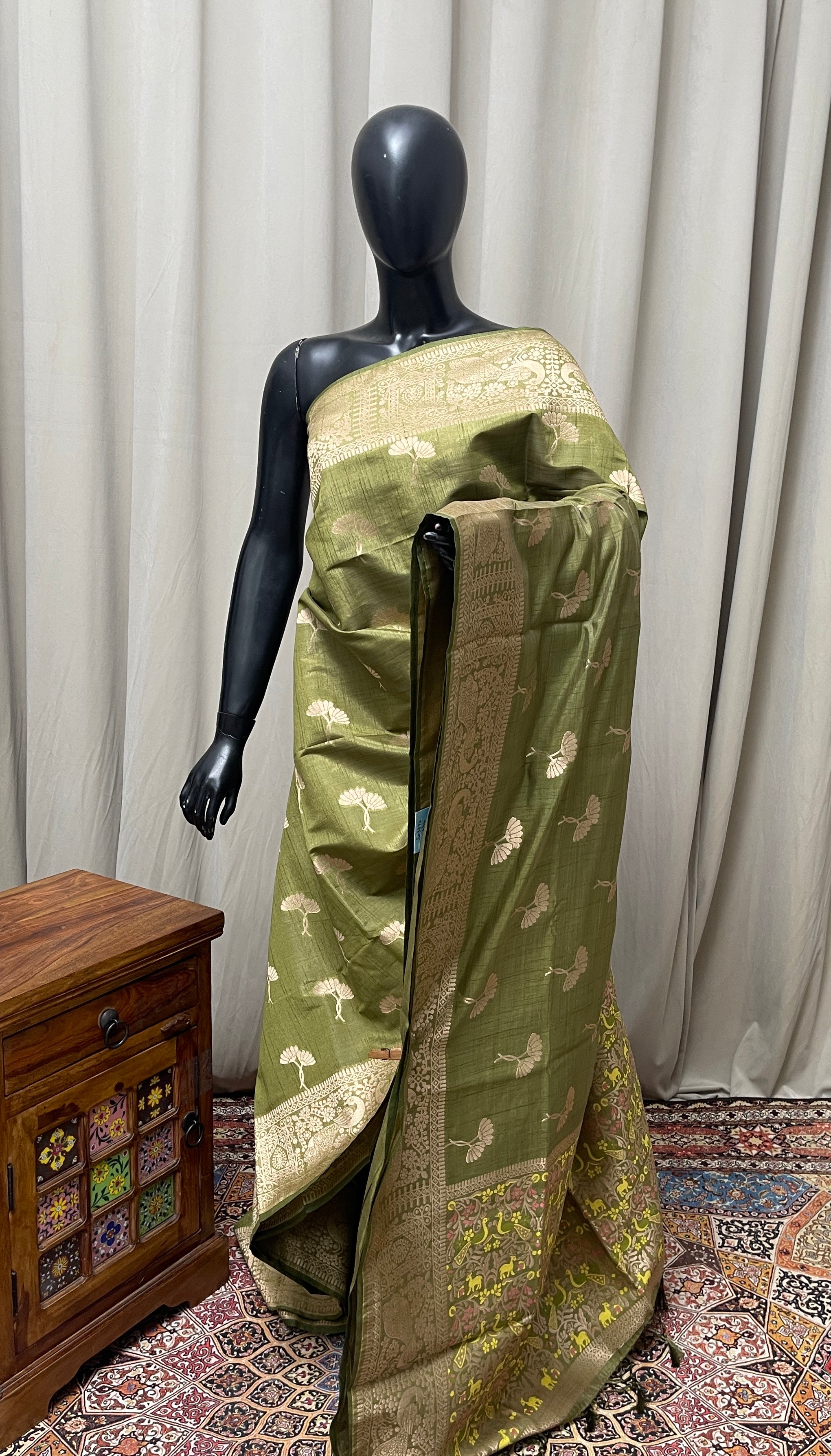 Mehendi Green Semi Tussar Saree With Zari Buttas Pattern