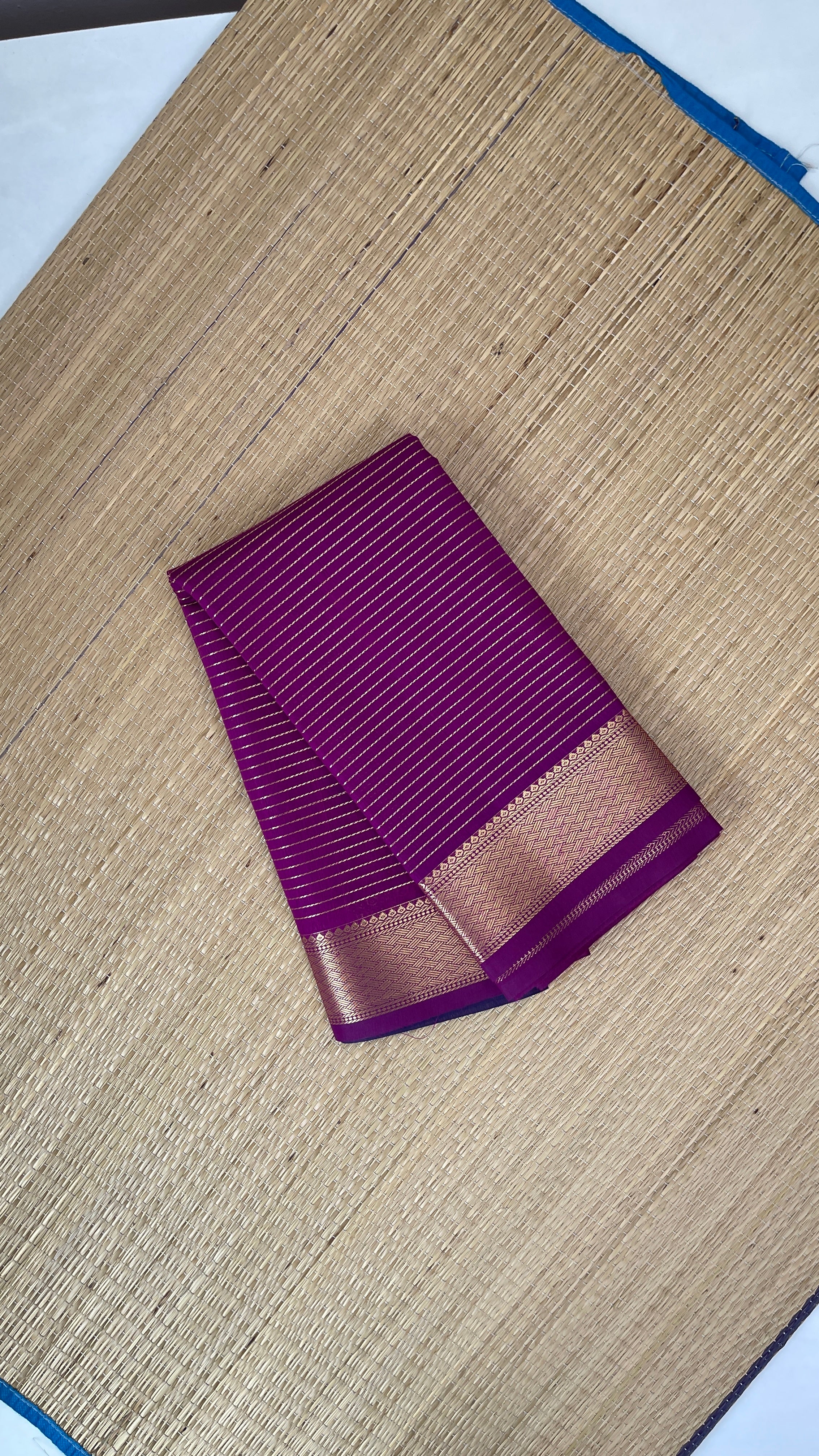 Magenta Purple Budget Semi Silk Cotton Saree With Vaira Oosi Pattern