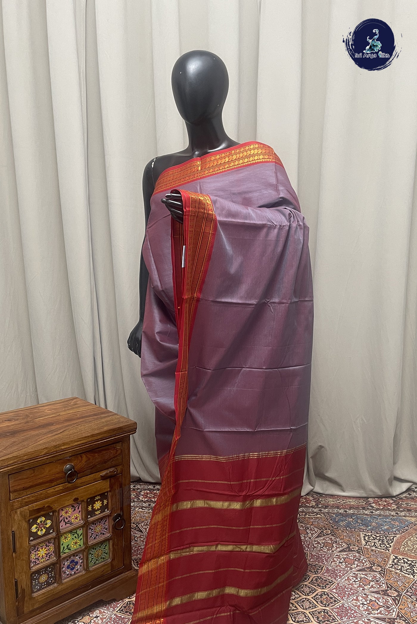 Greyish Purple Budget Semi Silk Cotton Saree With Plain Pattern