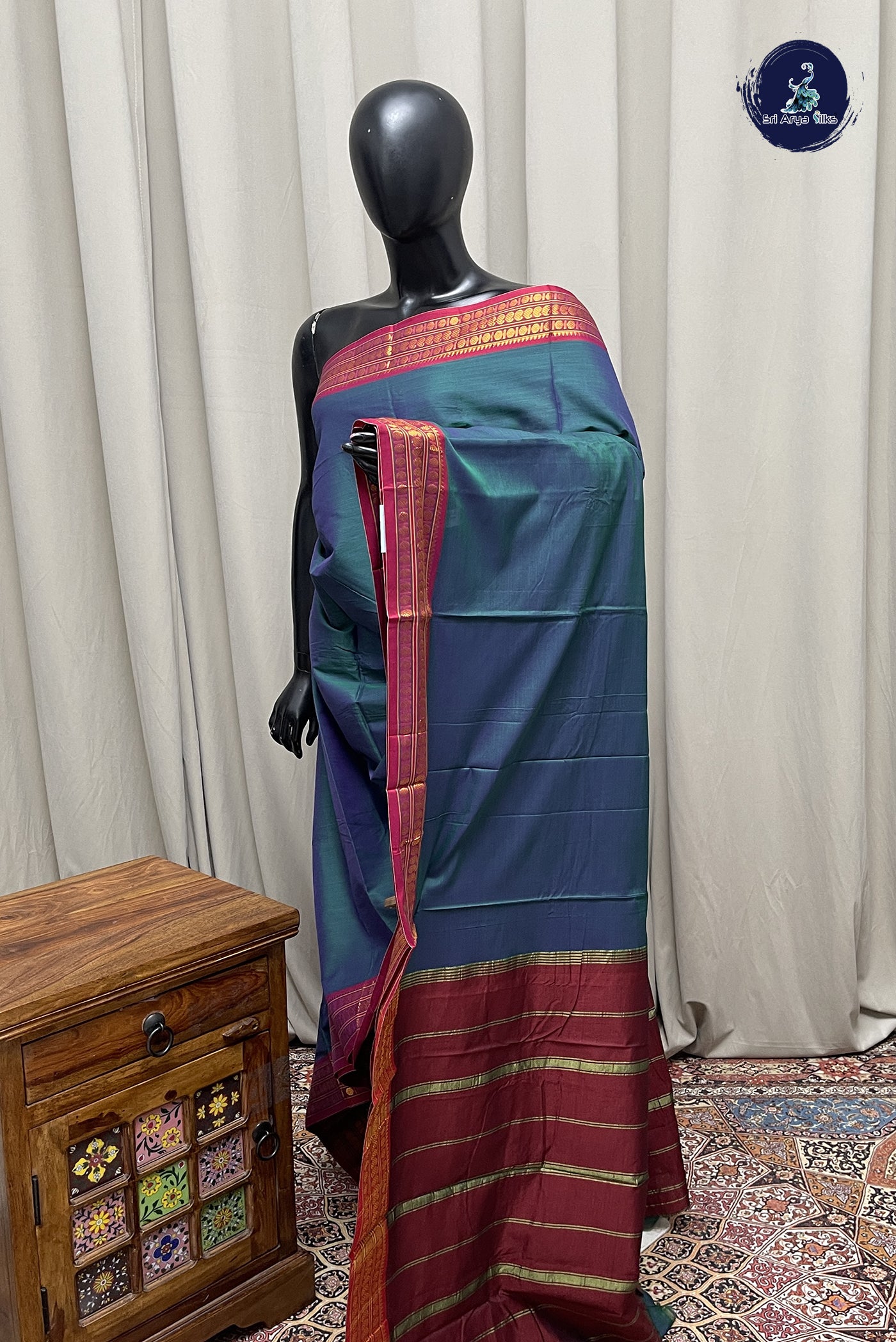 Peacock Blue Budget Semi Silk Cotton Saree With Plain Pattern